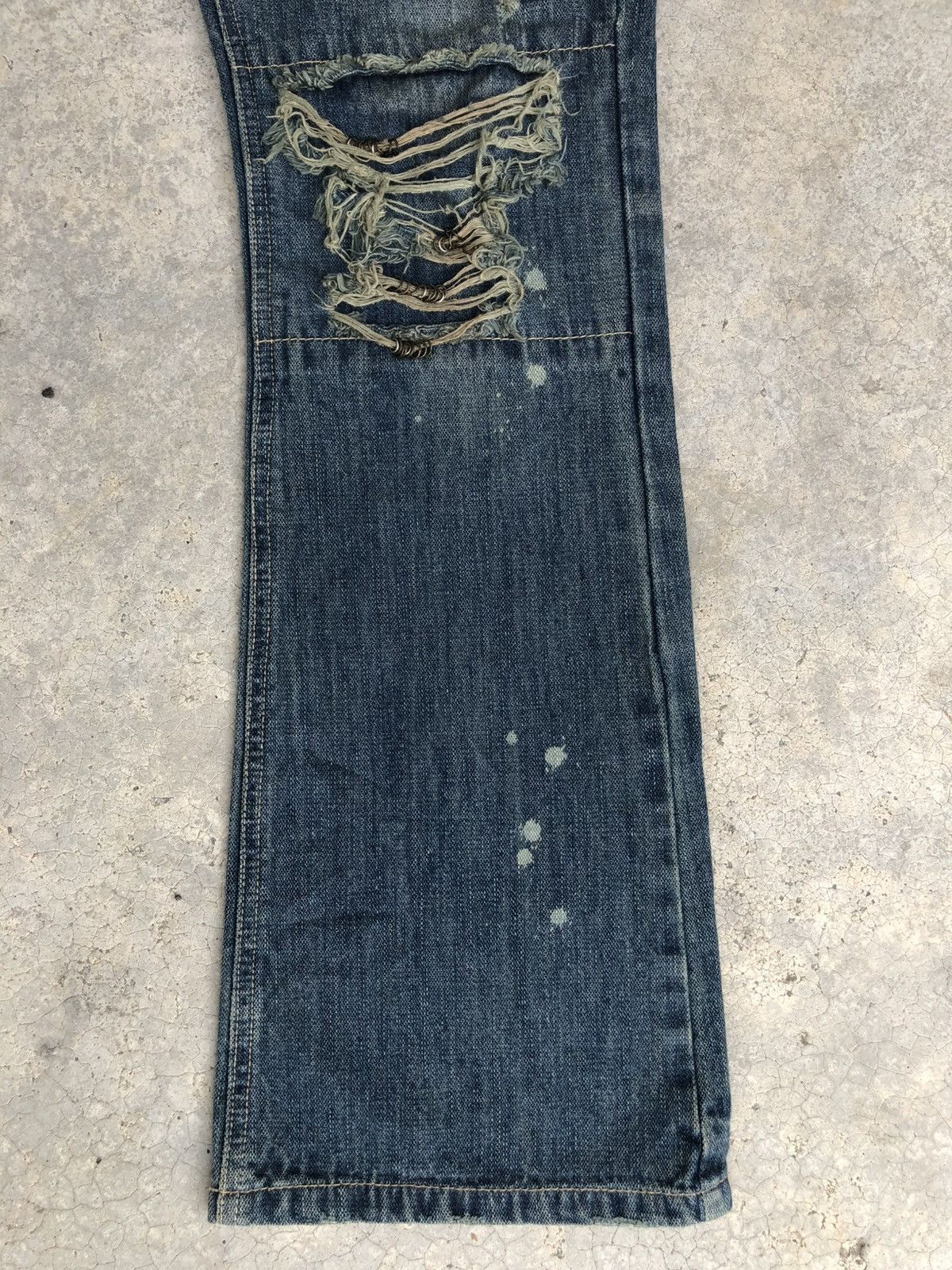 Who Decides War Gumu Flared Bootcut Jeans Distressed Jeans Size US 31 - 7 Thumbnail