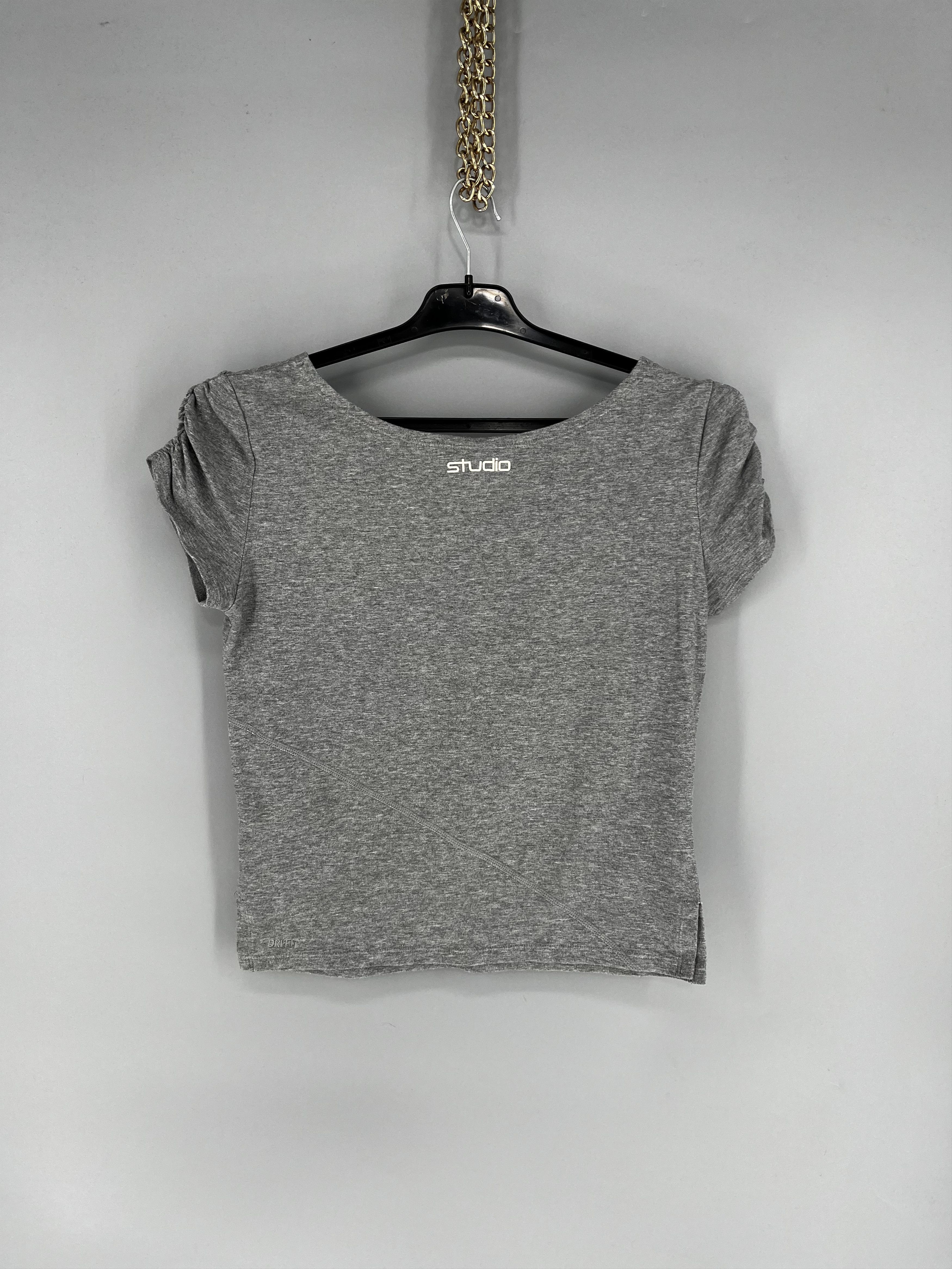 Nike Vintage 90s Nike Big Logo Faded T-shirt Streetwear Style Size M / US 6-8 / IT 42-44 - 8 Thumbnail