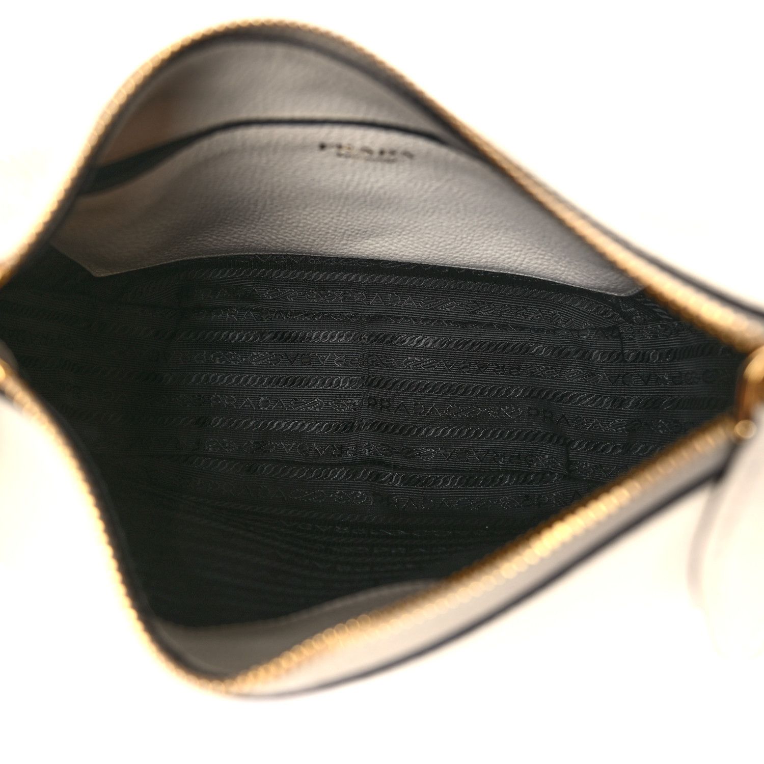Prada o1srvl11e0624 Size: OS / Shoulder Bag in White Size ONE SIZE - 4 Thumbnail