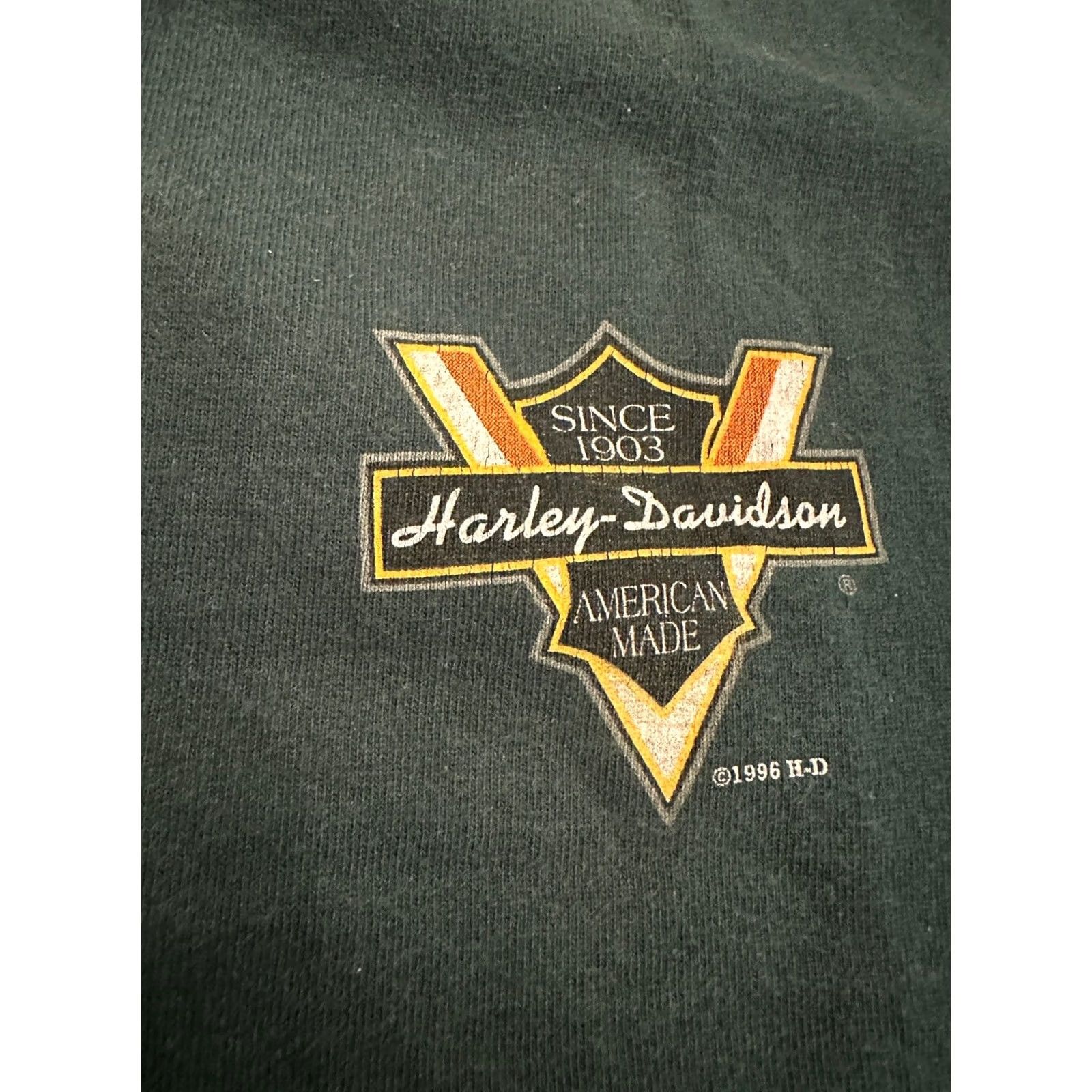 Harley Davidson VINTAGE Harley-Davidson T-Shirt Pacific Honolulu Hawaii 3 Button Green Large Crew Neck Short Sleeve Men USA Logo Size US L / EU 52-54 / 3 - 2 Thumbnail