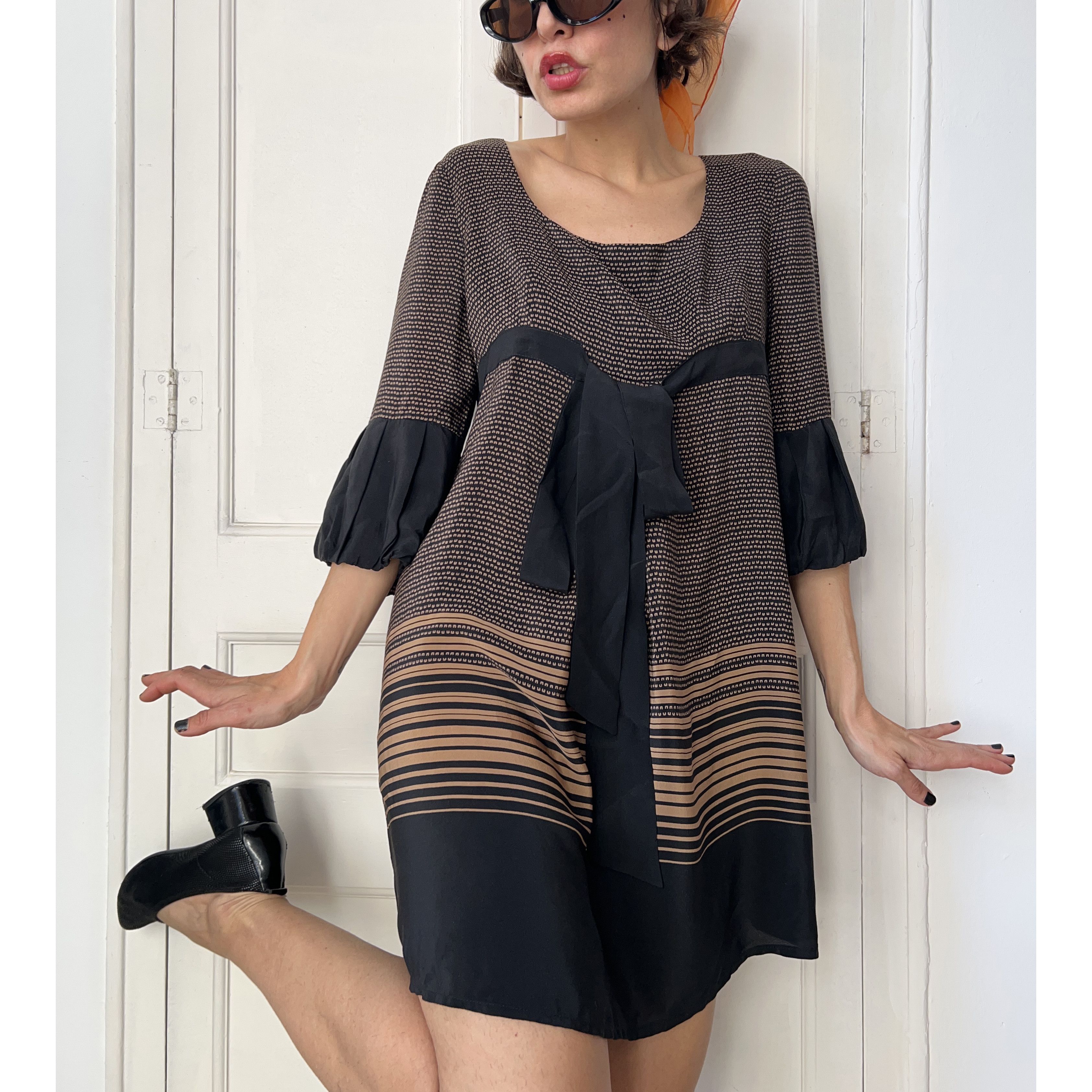Vintage Vintage y2k babydoll silk geometric mini dress Size M / US 6-8 / IT 42-44 - 4 Thumbnail