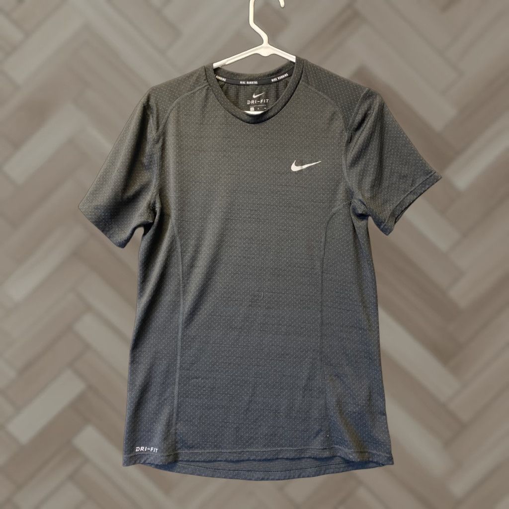 Nike Nike Women's S Black Dri-Fit Sport T-Shirt Slim Fit Short Sleeve Crew Neck Summer Breathable Lightweight Size S / US 4 / IT 40 - 1 Thumbnail