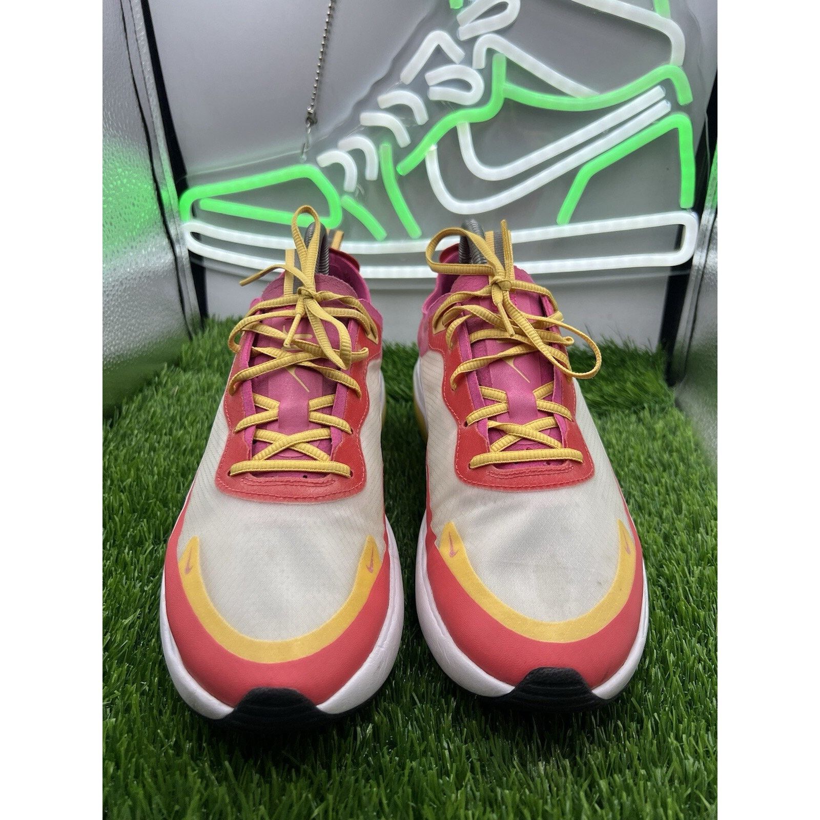 Nike Nike Womens Air Max Dia SE Sneakers Size 9 Size US 9 / IT 39 - 5 Thumbnail