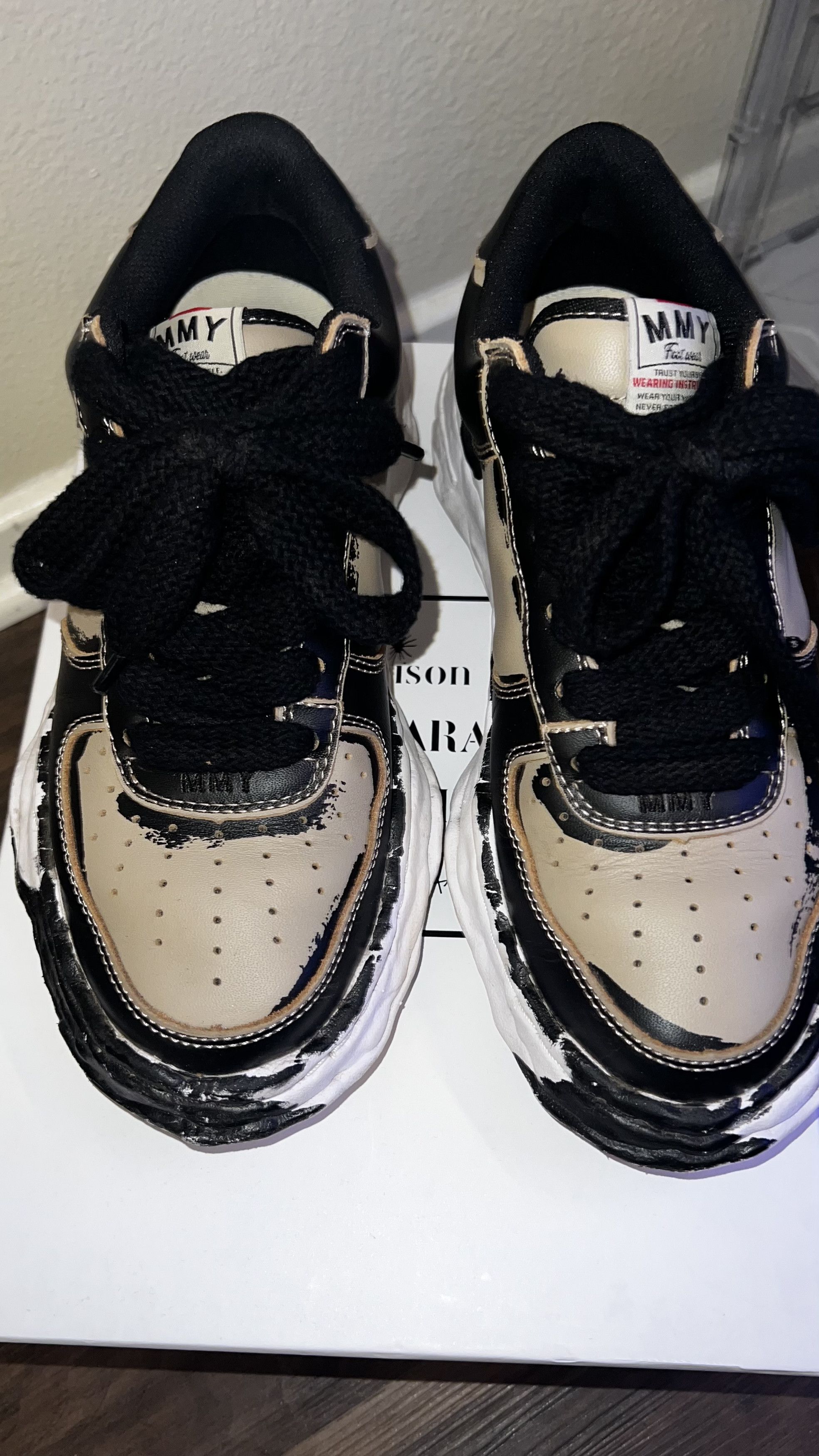 Maison MIHARA YASUHIRO Maison Mihara Yasuhiro Wayne OG Sole Printed Leather Low Size US 9 / EU 42 - 1 Thumbnail