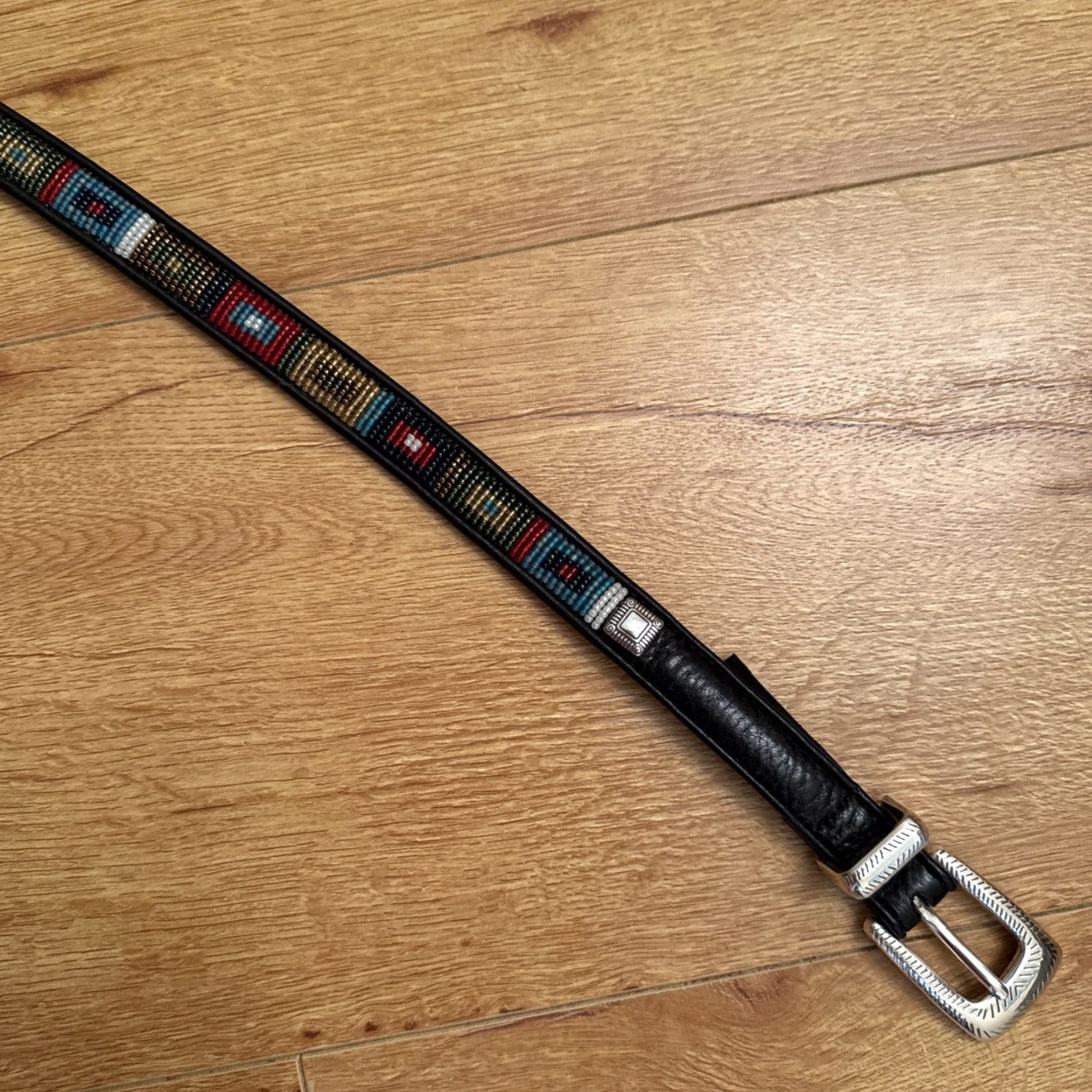 Brighton VINTAGE Brighton Beaded Detail M Black Leather Skinny Belt Silver Tooled Buckle Boho Womens Belt (Western) Size ONE SIZE - 7 Thumbnail