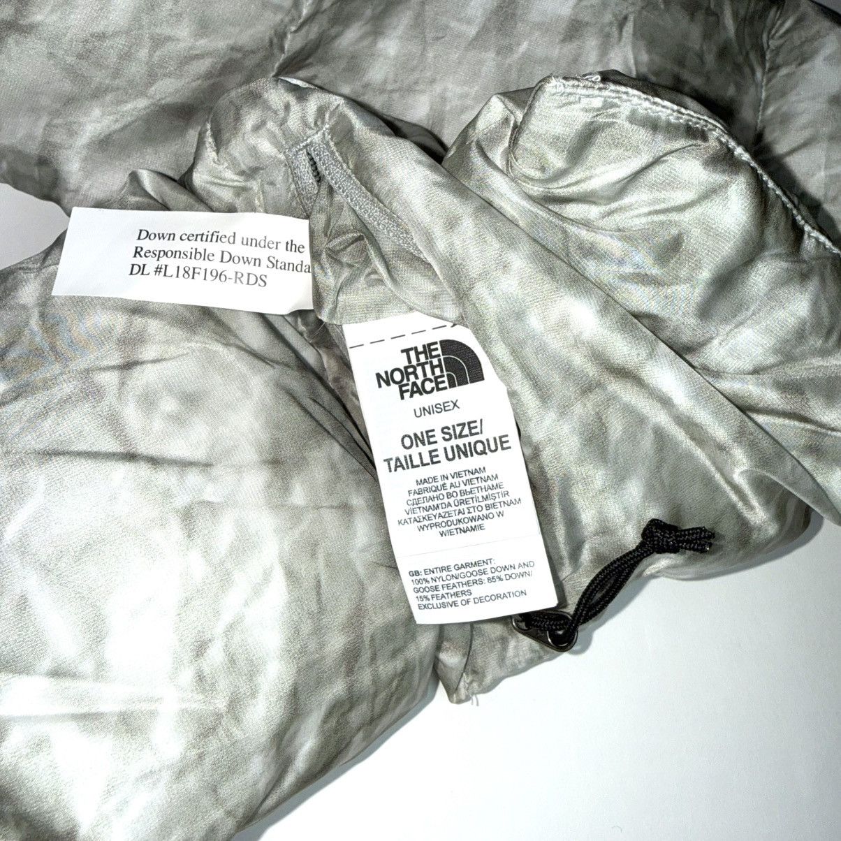 Supreme × The North Face FW19 Supreme x The North Face Paper Print Scarf Size ONE SIZE - 5 Thumbnail