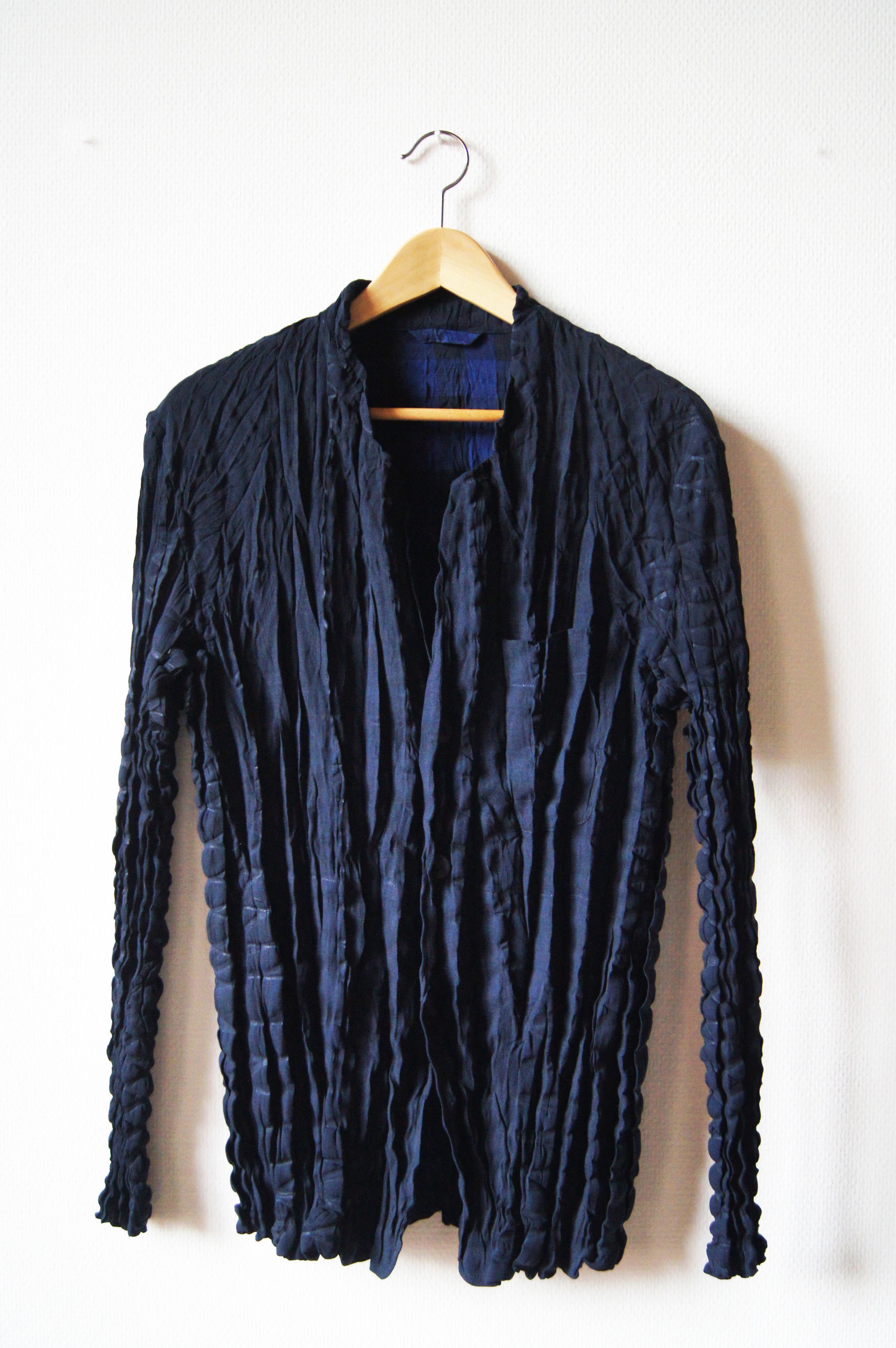 image of Issey Miyake Men Pleated Shirt Navy/checked Size 2 in Navy Blue/Checked Blue Black