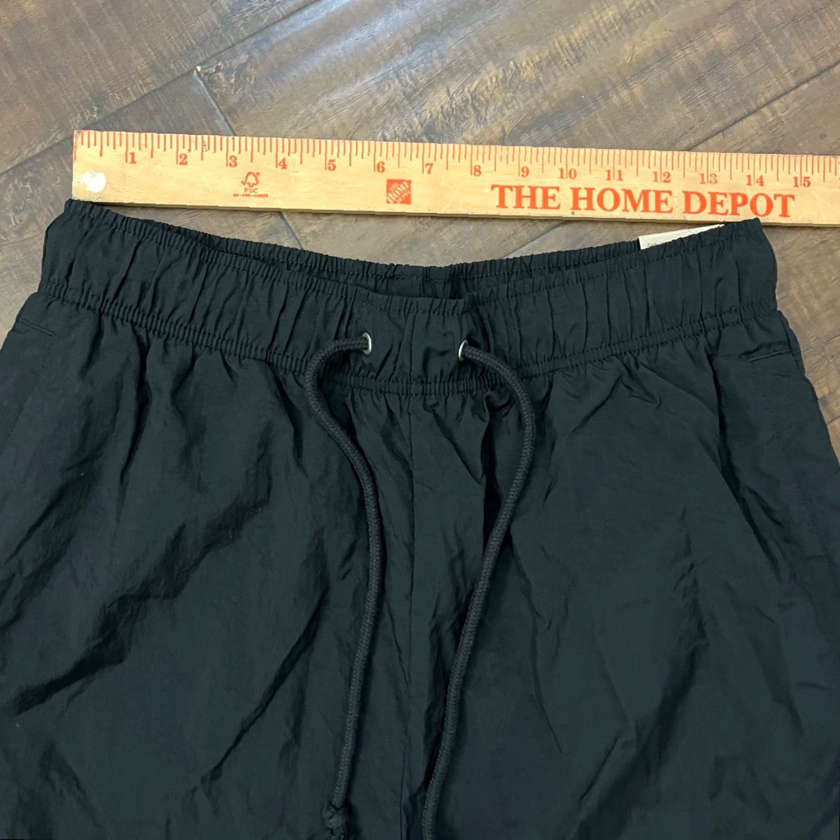 Nike VINTAGE Nike Women's Athletic Shorts Size Medium Black Nylon Running Jogging Gym Training Activewear Size 32" / US 10 / IT 46 - 4 Thumbnail