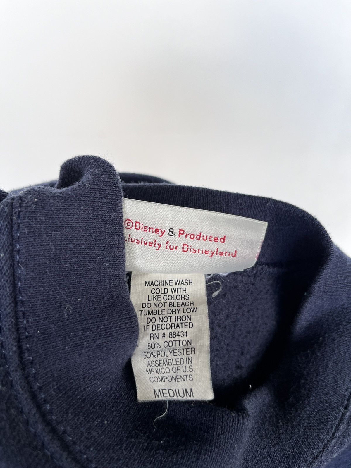 Disney × Mickey Mouse × Vintage Vintage 90s Mickey Mouse Disneyland Sweatshirt Size US M / EU 48-50 / 2 - 5 Thumbnail