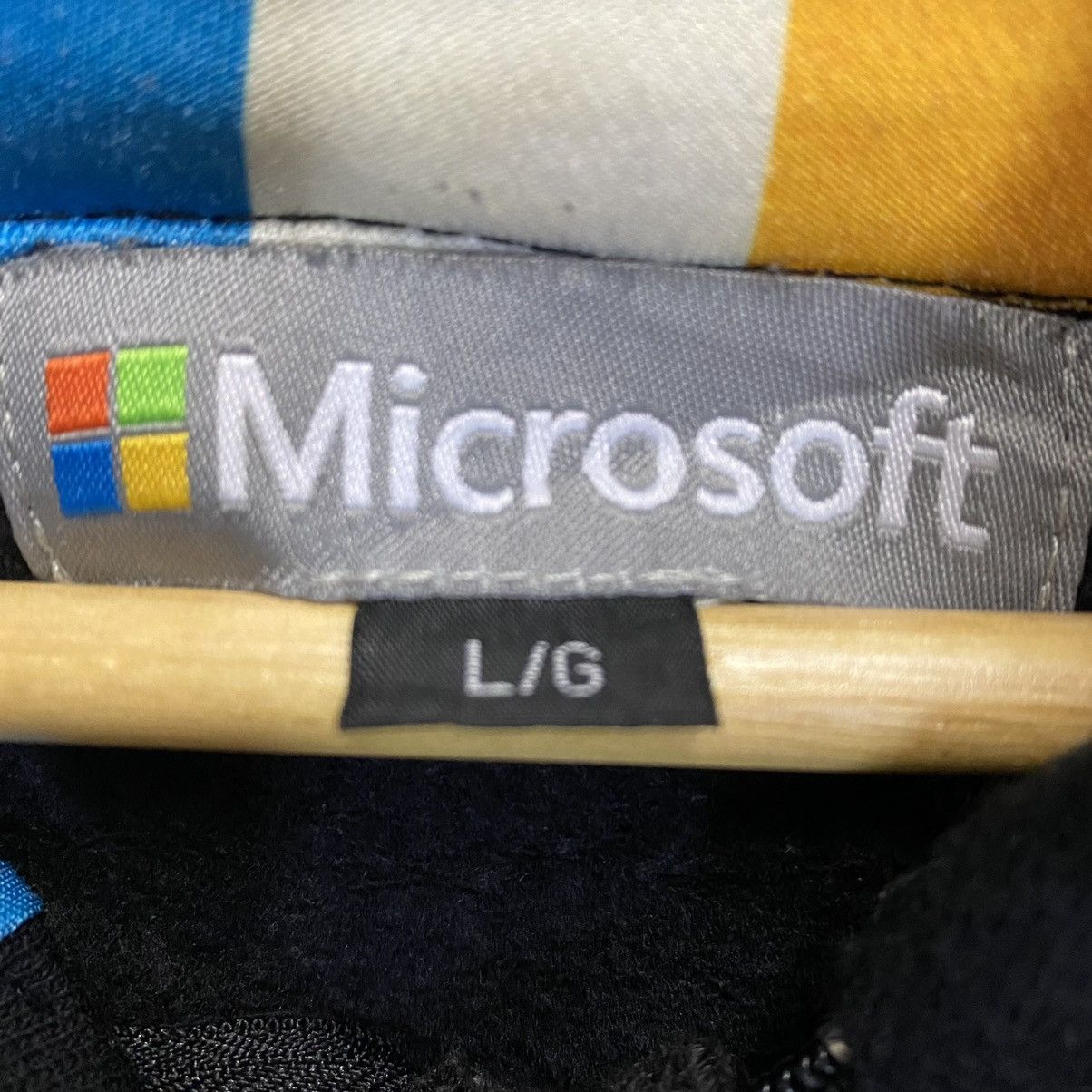 Microsoft Microsoft Small Logo Hoodies Baggy Size M Size US M / EU 48-50 / 2 - 9 Thumbnail