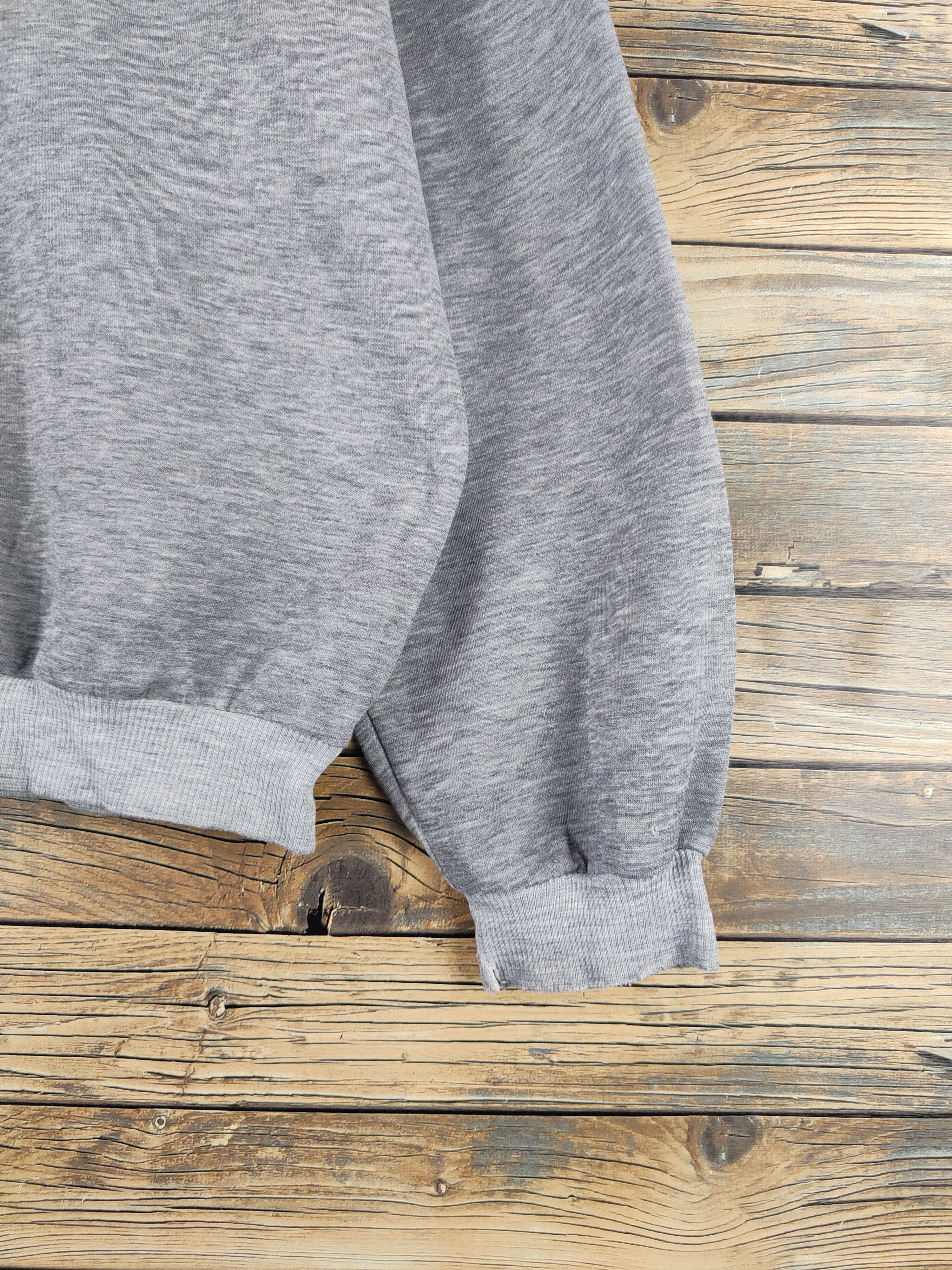 Vintage DL Wilson Gray Sweatshirts #2488 Size US L / EU 52-54 / 3 - 8 Thumbnail