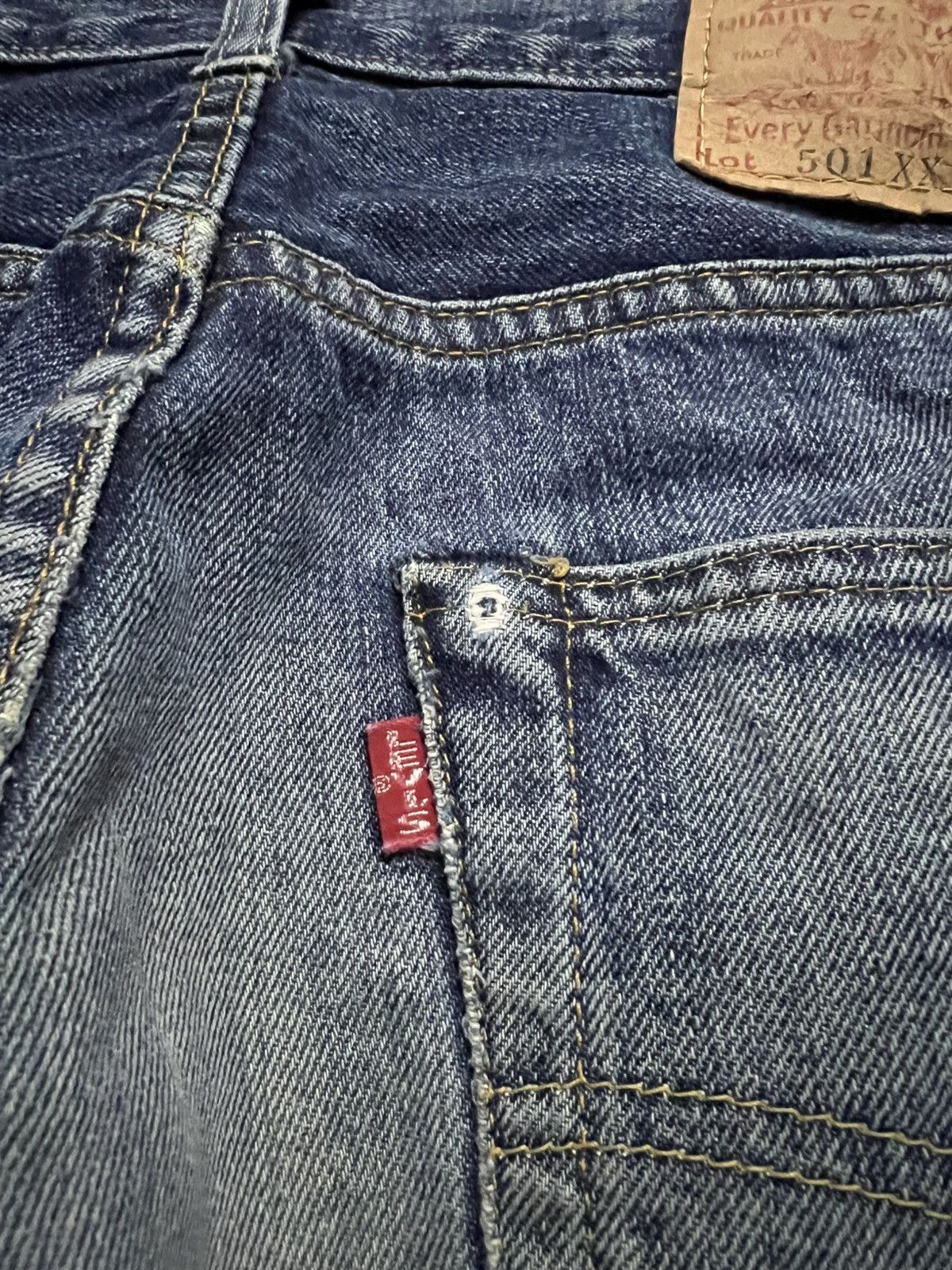 Levi's Vintage 90’s Levis 501 XX Big E Distressed Jeans Size US 29 - 20 Thumbnail