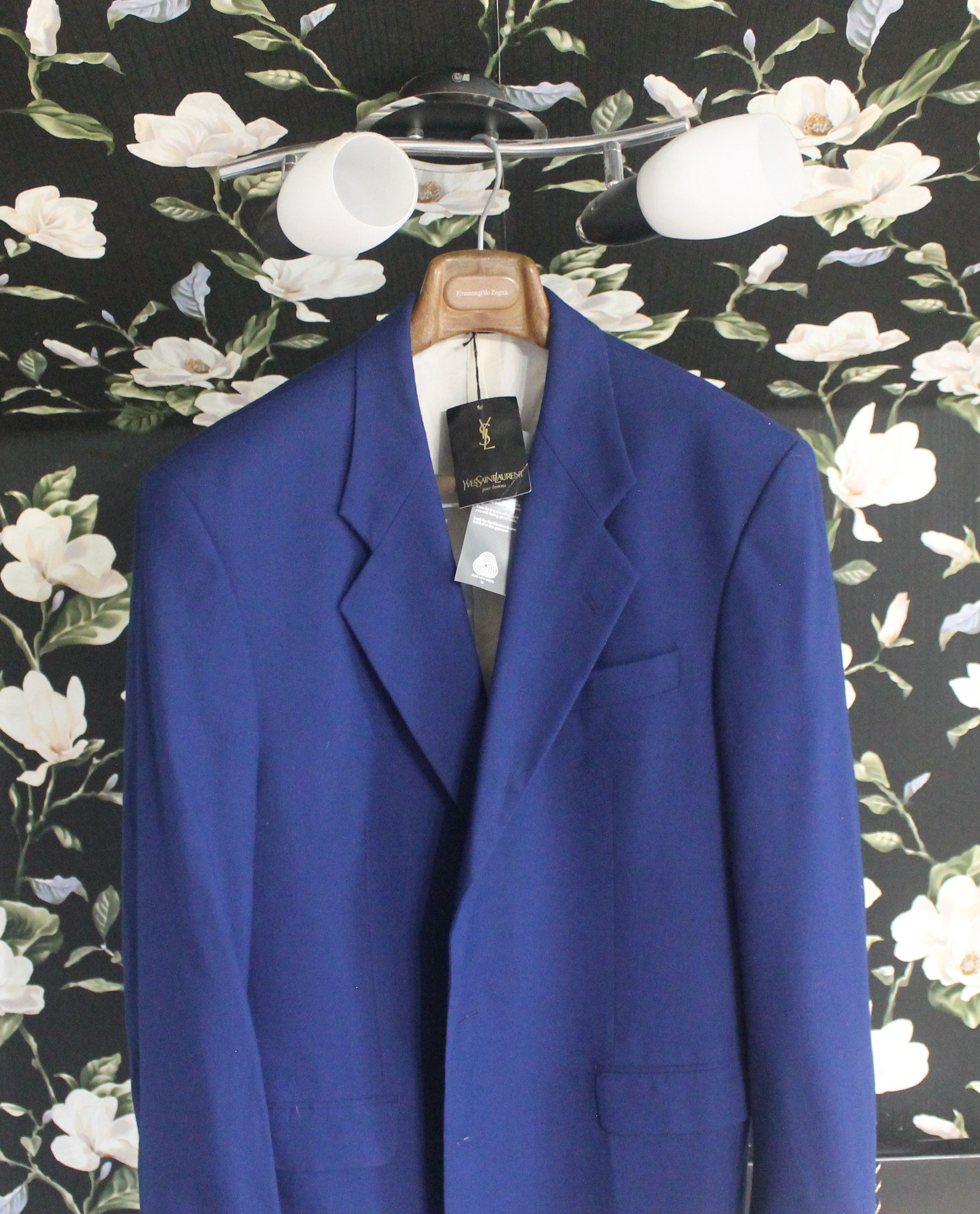 Vintage × Yves Saint Laurent Vintage Yves Saint Laurent New Navy Blazer Size 50R - 3 Thumbnail