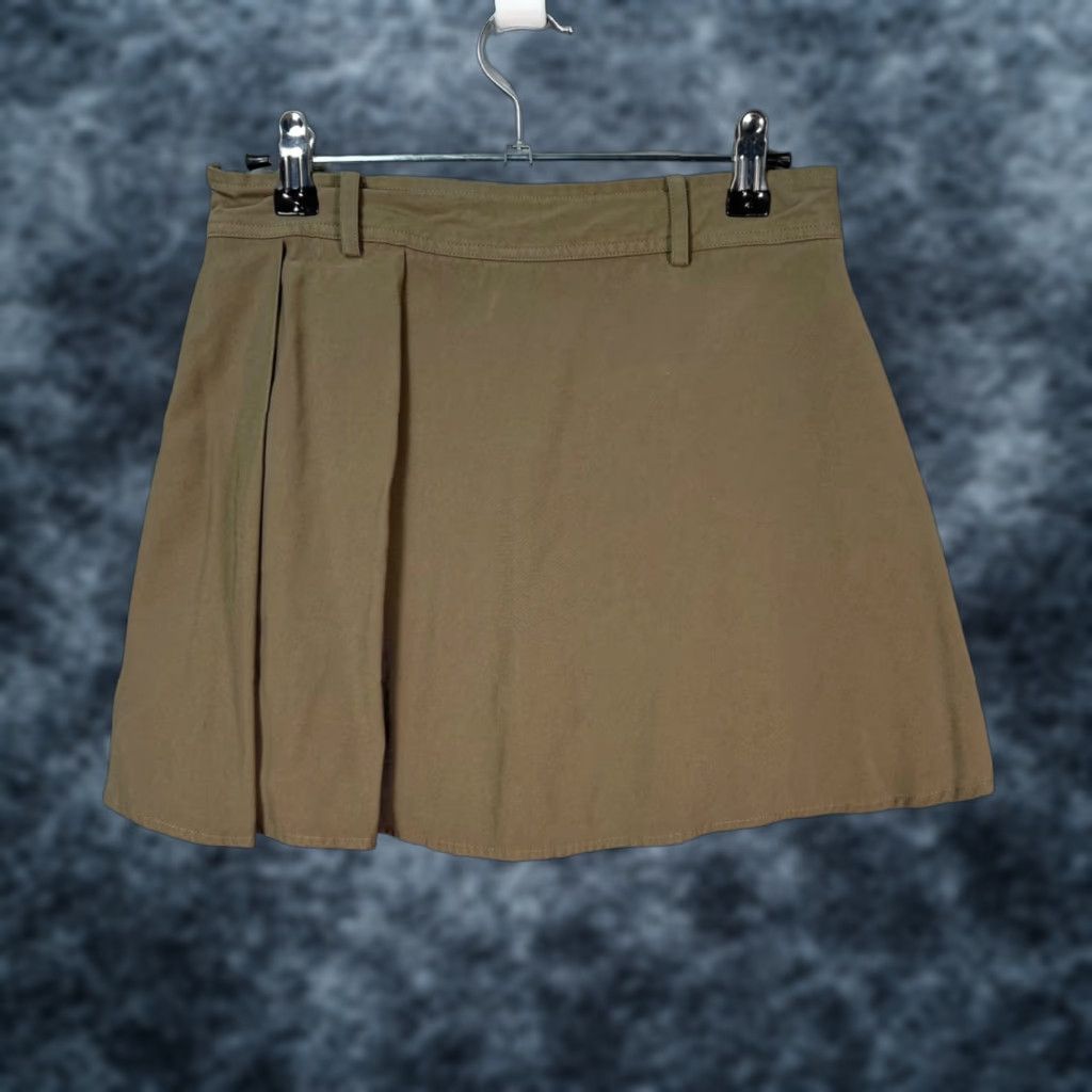 Zara Zara Womens XS Olive Green Pleated Mini Skirt Skirt, Mini, Pleat, Green, XS, Zara, Casual, Summer, Spring, Regular, Short, Women, Adult Womens XS Size 26" / US 2 / IT 38 - 1 Thumbnail