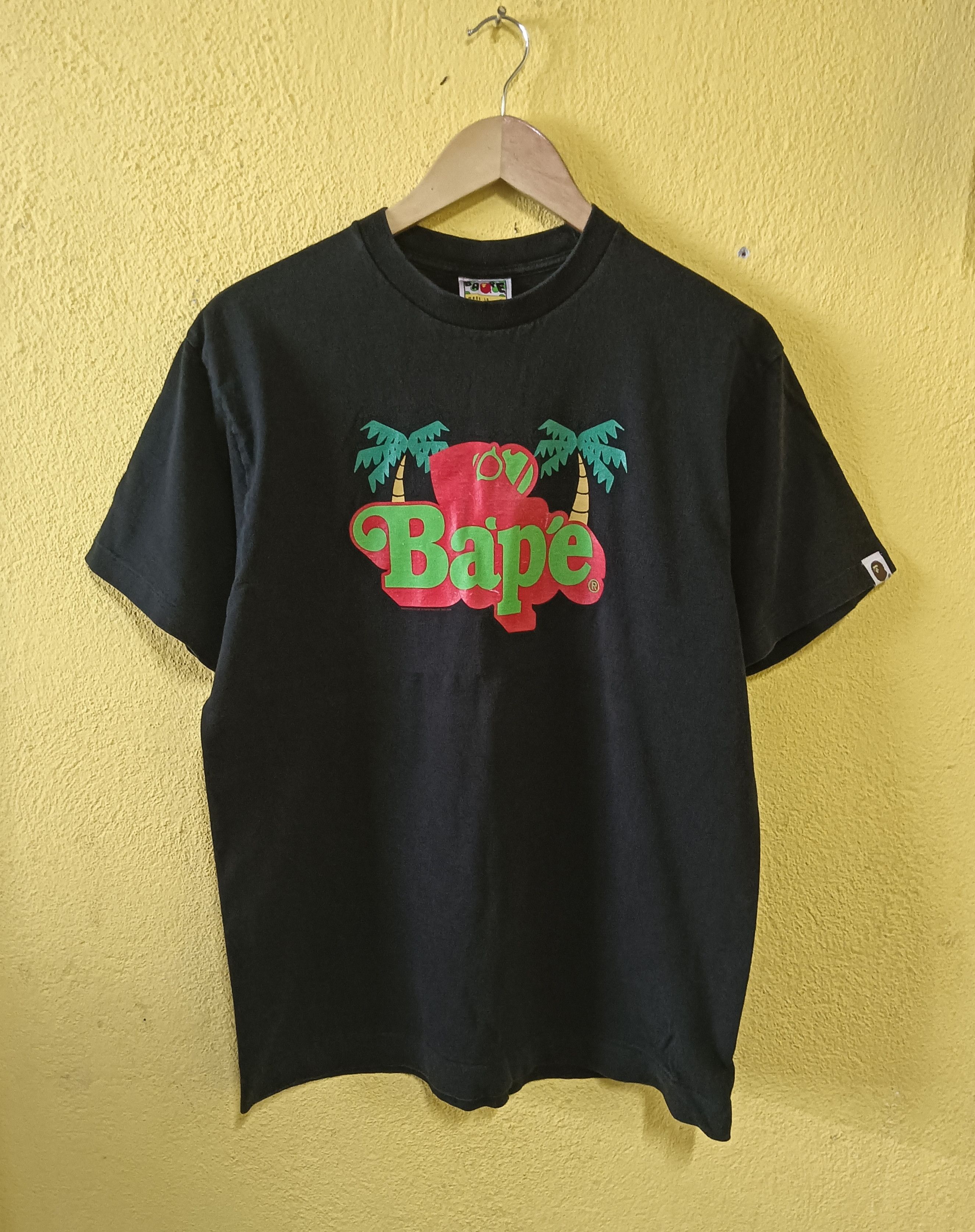 Bape T-shirt bape nowhere 1993-2008 Size US L / EU 52-54 / 3 - 1 Thumbnail