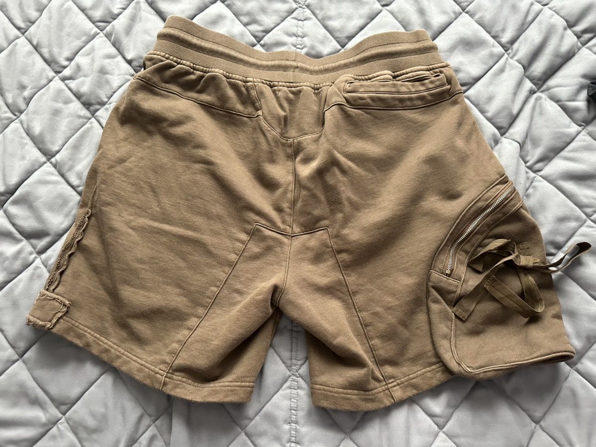 Other Reconstructed Shorts Size US 34 / EU 50 - 2 Thumbnail