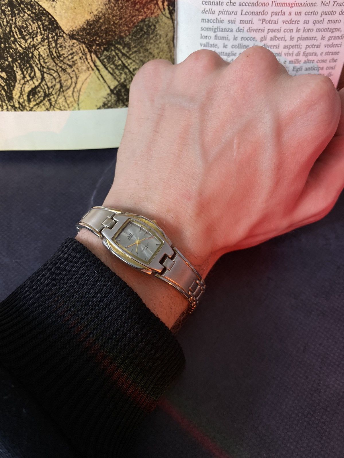 Japanese Brand × Jewelry × Vintage Q&Q Watch: Style and Precision 💎 Size ONE SIZE - 2 Thumbnail