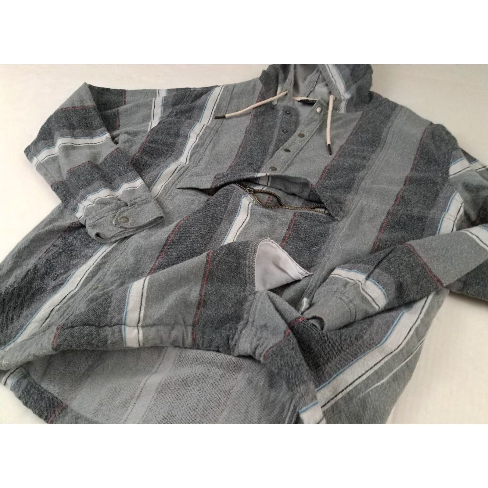 Vintage No Boundaries Woman Hooded Pullover Anorak Shirt 1/4 Button Striped Gray Cotton Blend M Size Womens Activewear Hoodie Size M / US 6-8 / IT 42-44 - 3 Thumbnail