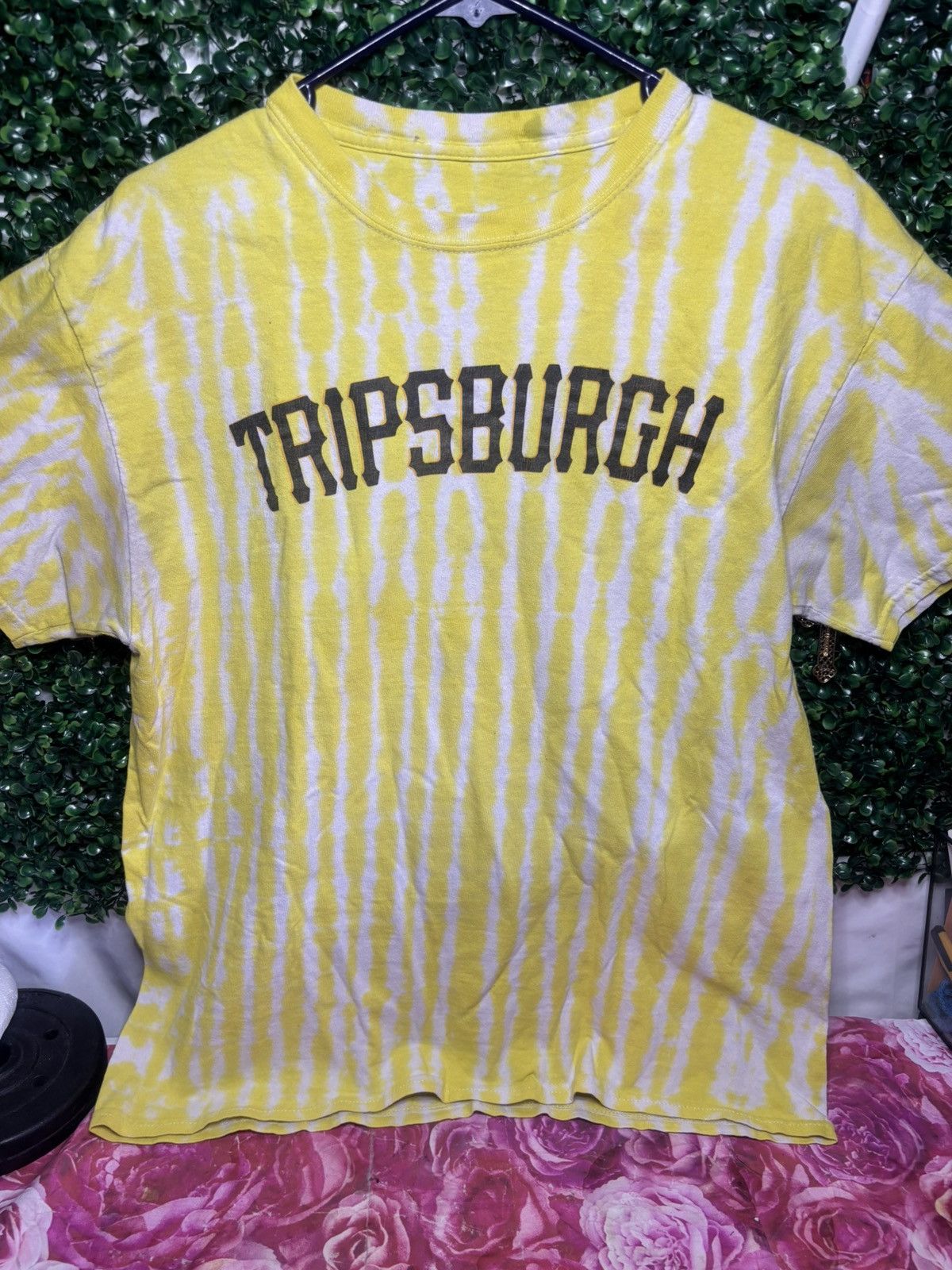 Other Men’s large tripsburgh Ellis d 17 tie dye shirt Size US L / EU 52-54 / 3 - 2 Thumbnail