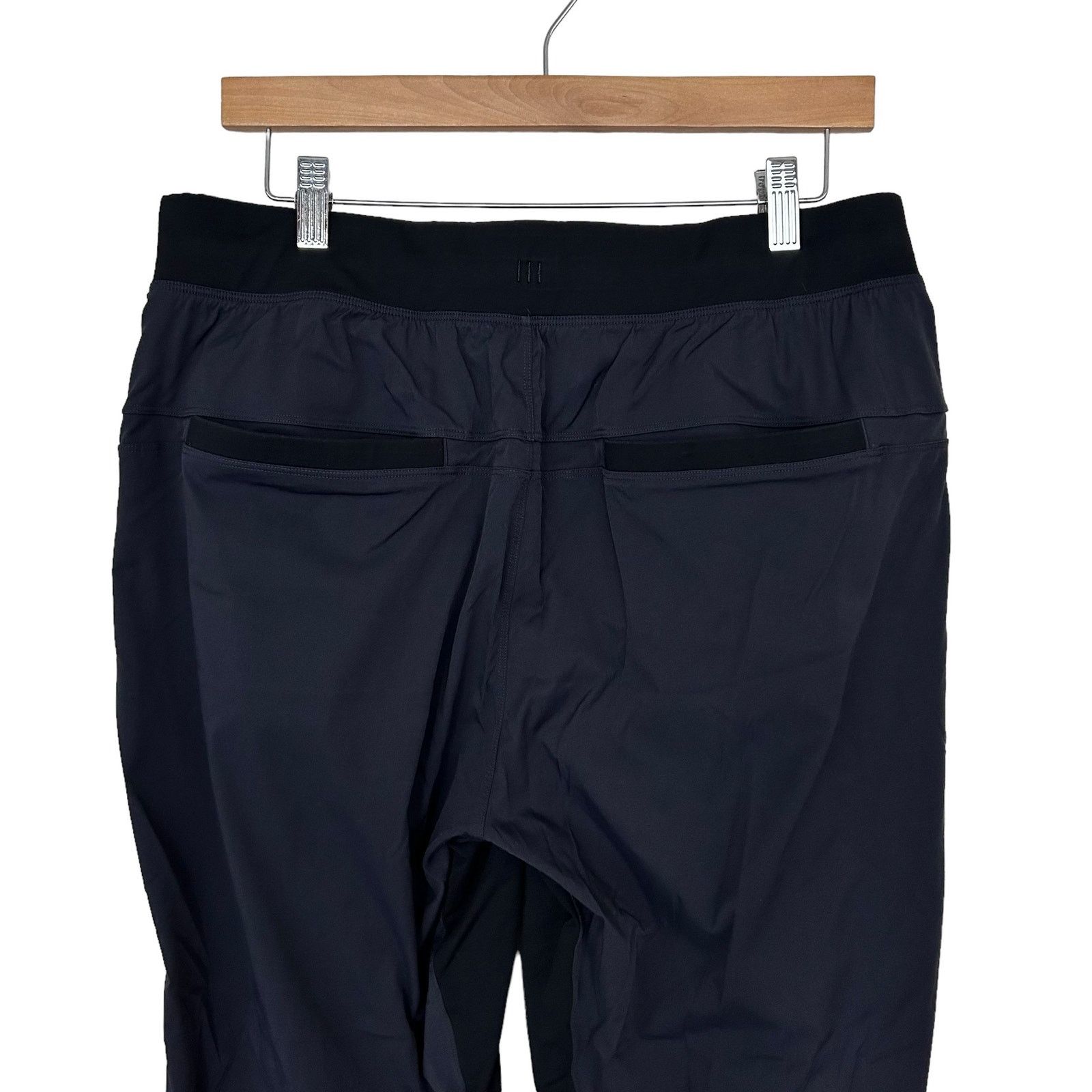 Lululemon Lululemon Black Sweatpants Sz L Mens Size US 31 - 5 Thumbnail