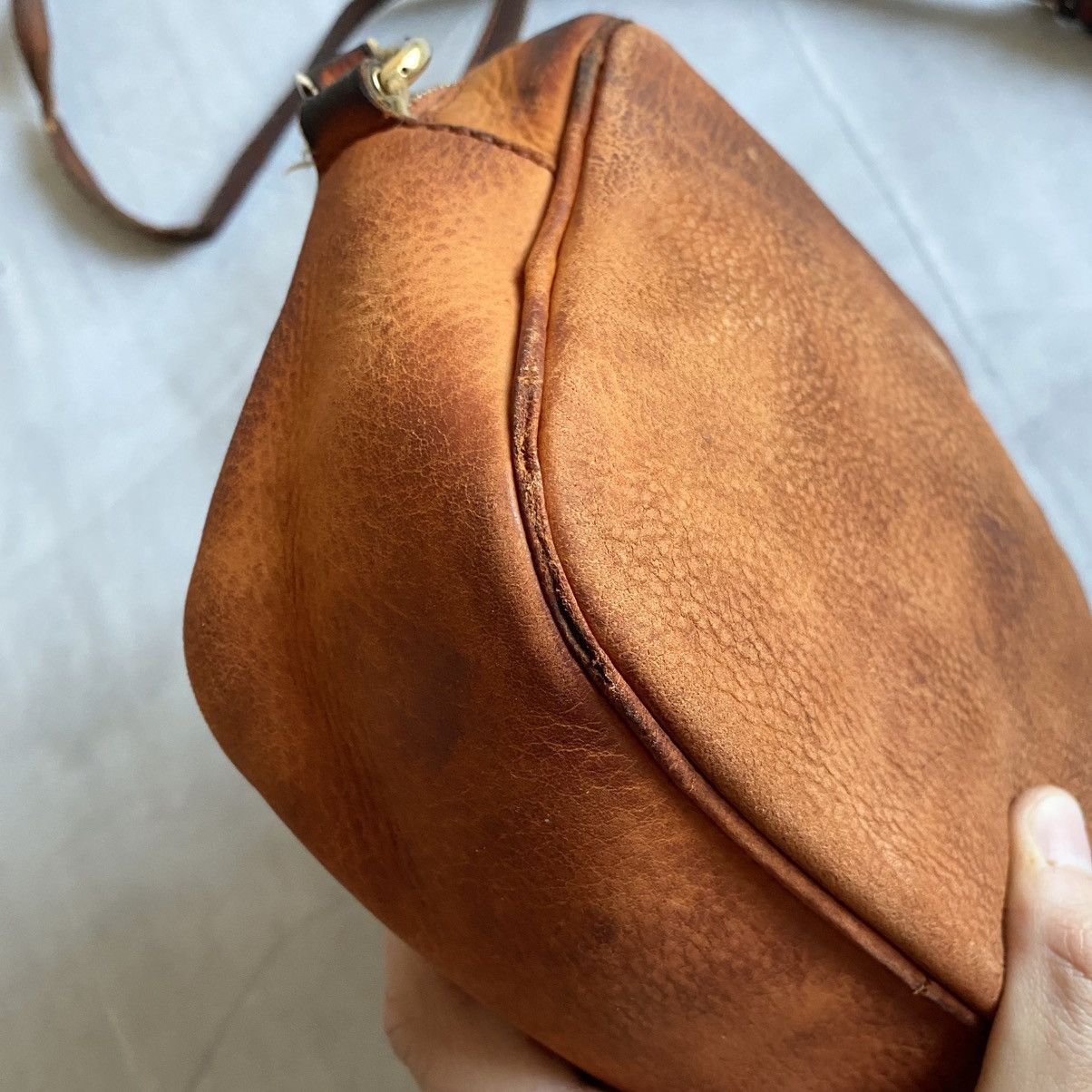Gucci ❗️Trashed❗️Gucci Soho Disco Bag GG Faded Distressed Vintage Size ONE SIZE - 10 Thumbnail