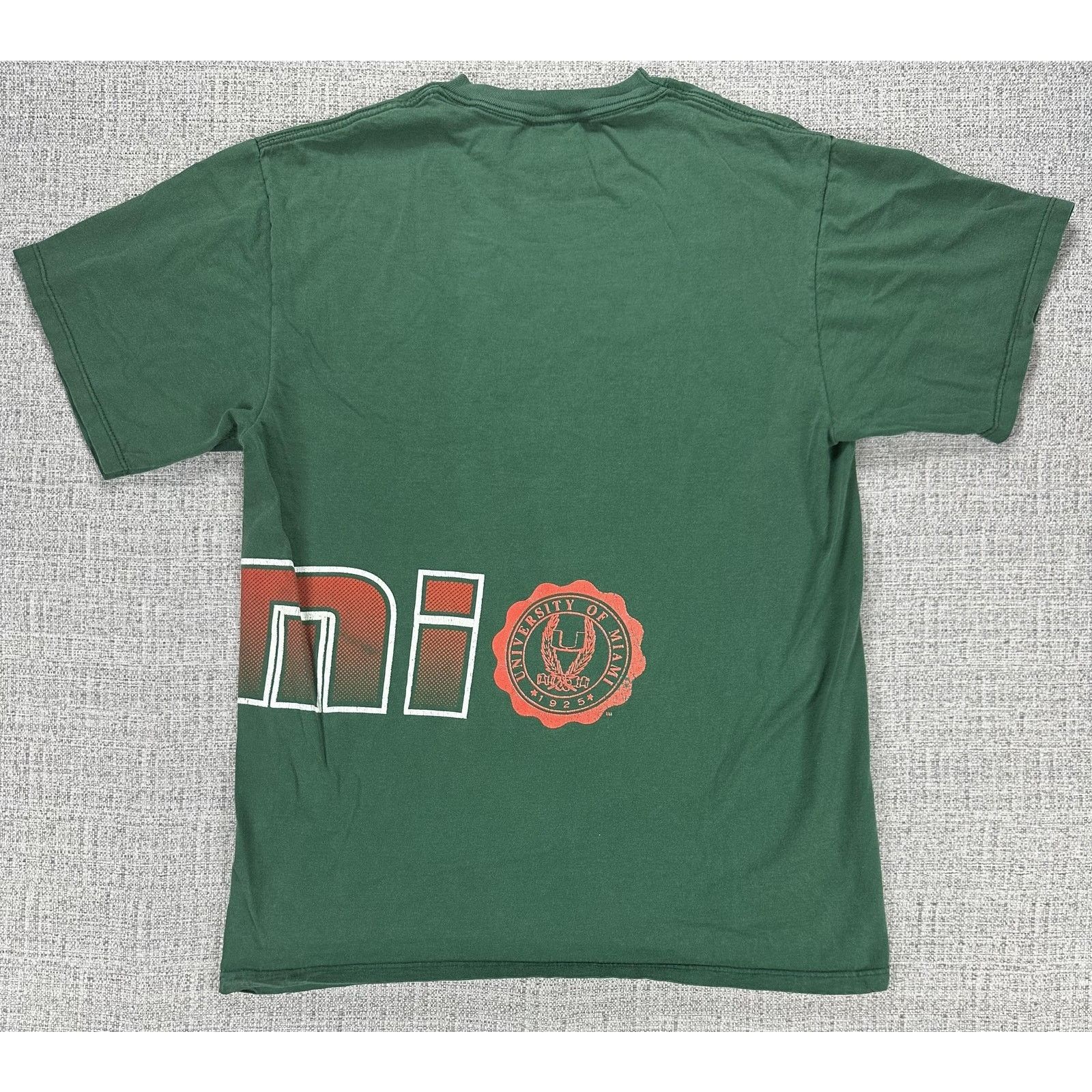 Other Miami Hurricanes Shirt Sz Large Wrap Around Team Edition 90s Size US L / EU 52-54 / 3 - 10 Thumbnail