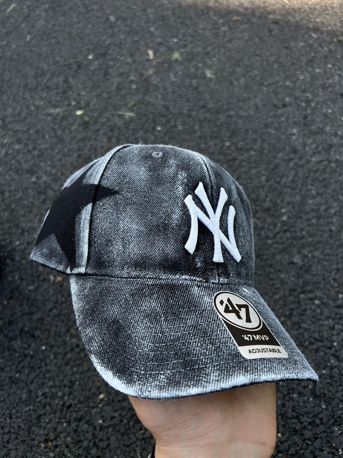帽子 Safe House Bootleg Yankees Hat cap black Safe House Bootleg NY hats will be making their return again