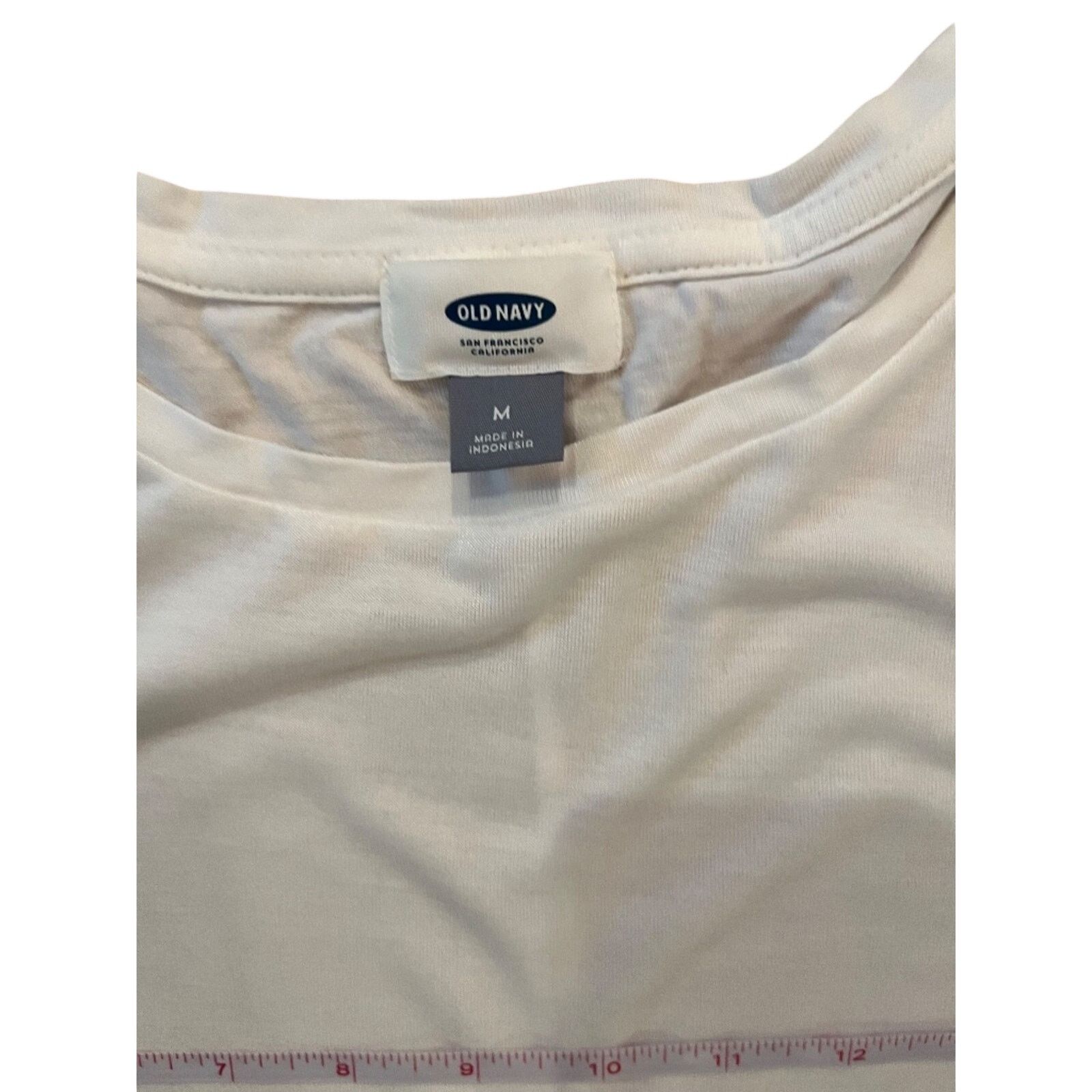 Old Navy Old Navy White UltraLite All-Day Tunic Tank Top -Size Medium Size M / US 6-8 / IT 42-44 - 4 Thumbnail
