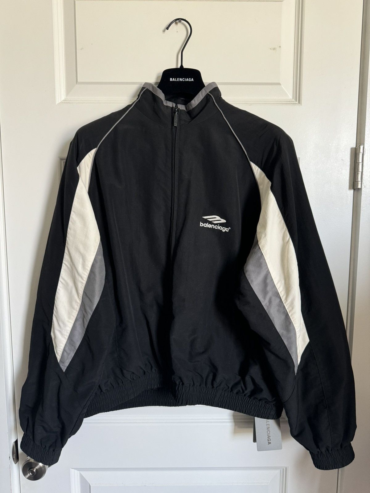 Balenciaga Balenciaga Winter 23 3B Logo Regular Fit Track Suit Jacket Size US XL / EU 56 / 4 - 2 Thumbnail