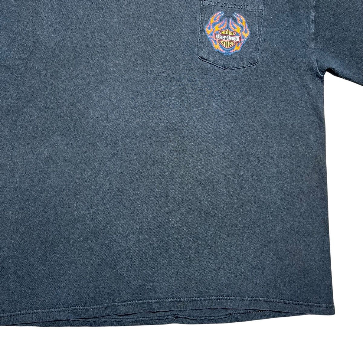 Harley Davidson Vintage 2003 Harley Davidson Flame Long Sleeve Pocket TShirt Size US XL / EU 56 / 4 - 6 Thumbnail