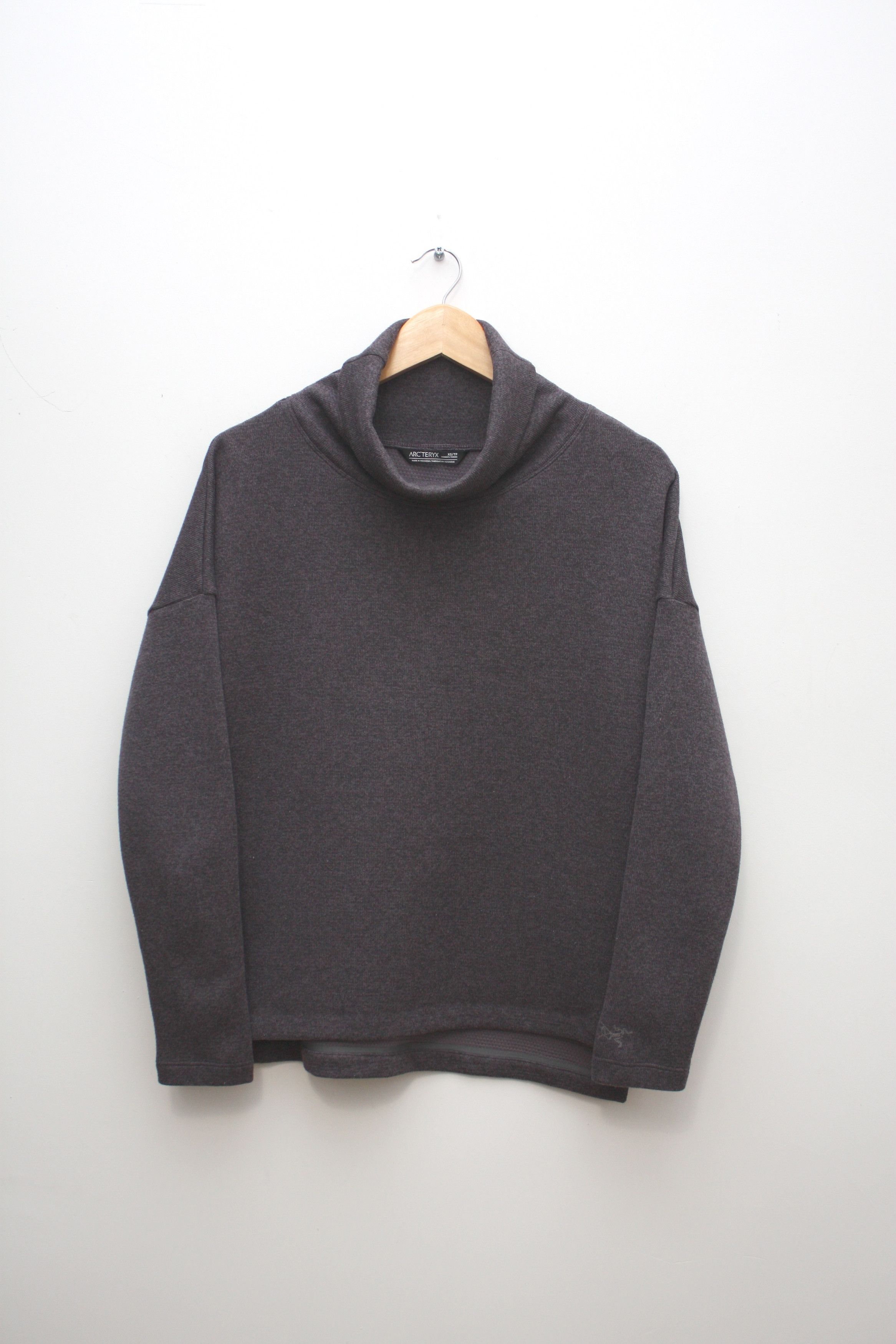 Arc'teryx Arc'Teryx Purple Sweater Women's XS Size XS / US 0-2 / IT 36-38 - 2 Thumbnail