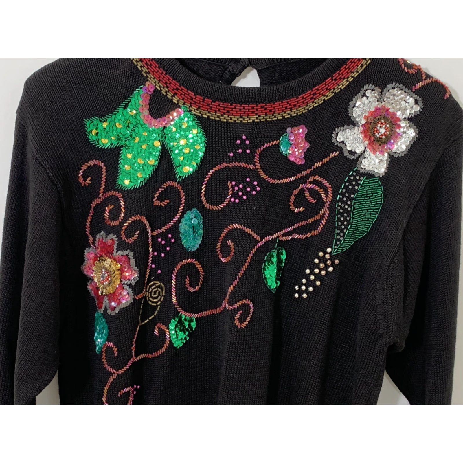 Vintage VINTAGE Lindsey Blake Sweater Shirt Women L Black Beaded Sequin 80s Floral Granny Shoulder Pads Pullover Knit Fall Winter Size L / US 10 / IT 46 - 3 Thumbnail