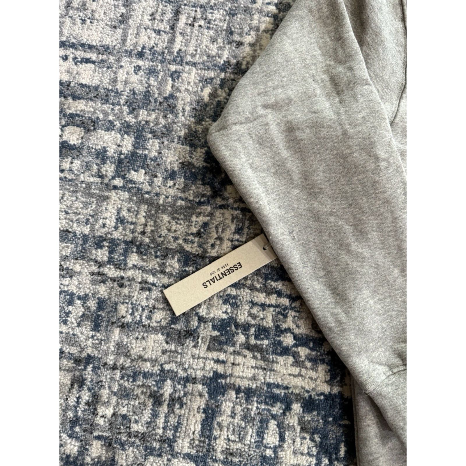 Essentials Fear Of God Essentials Hoodie FW22 Dark Oatmeal Size Small (S) Brand New NWT Size US S / EU 44-46 / 1 - 3 Thumbnail