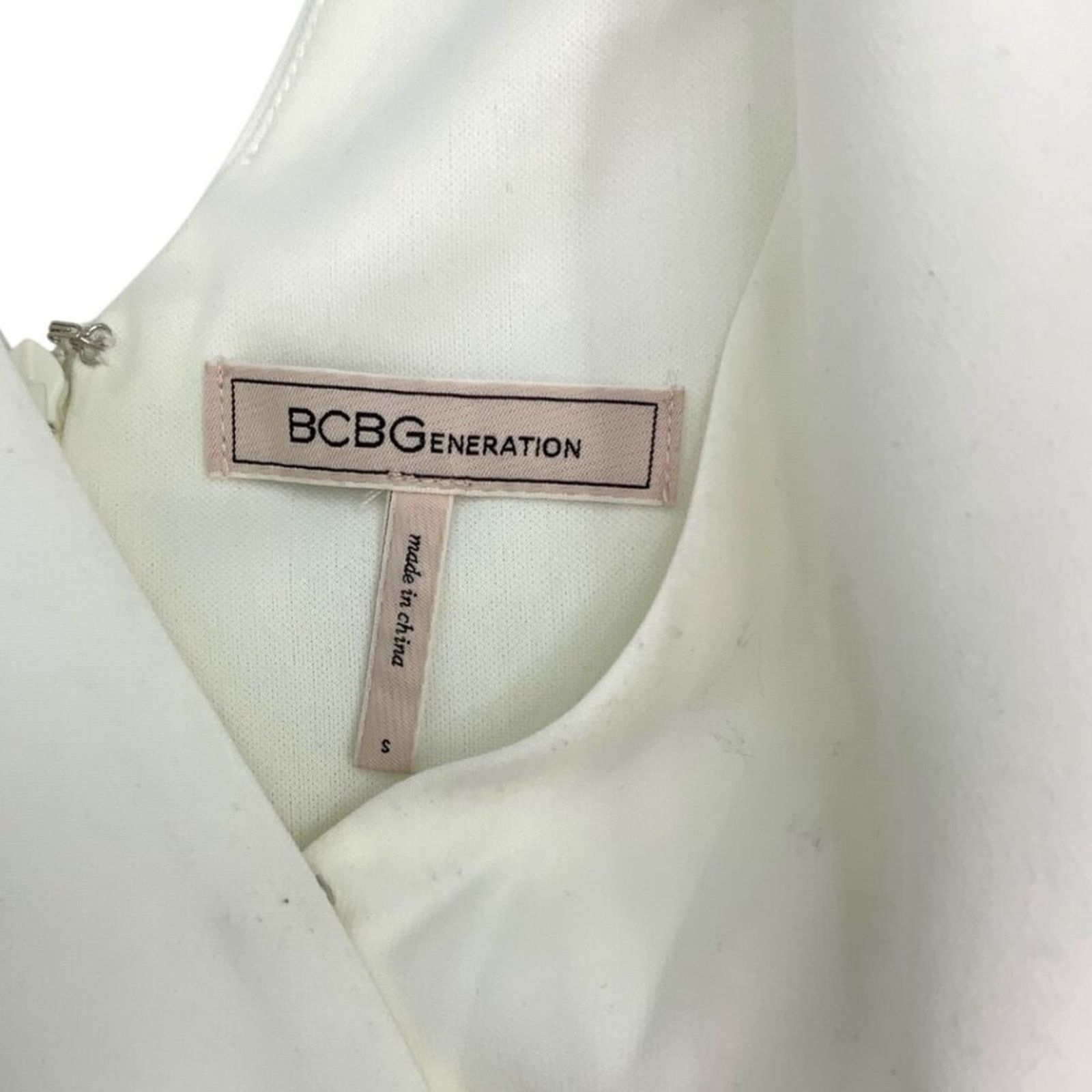 Other BCBGeneration Skort Romper White Size XS NWOT $98 MSRP Size 27" / US 4 / IT 40 - 3 Thumbnail