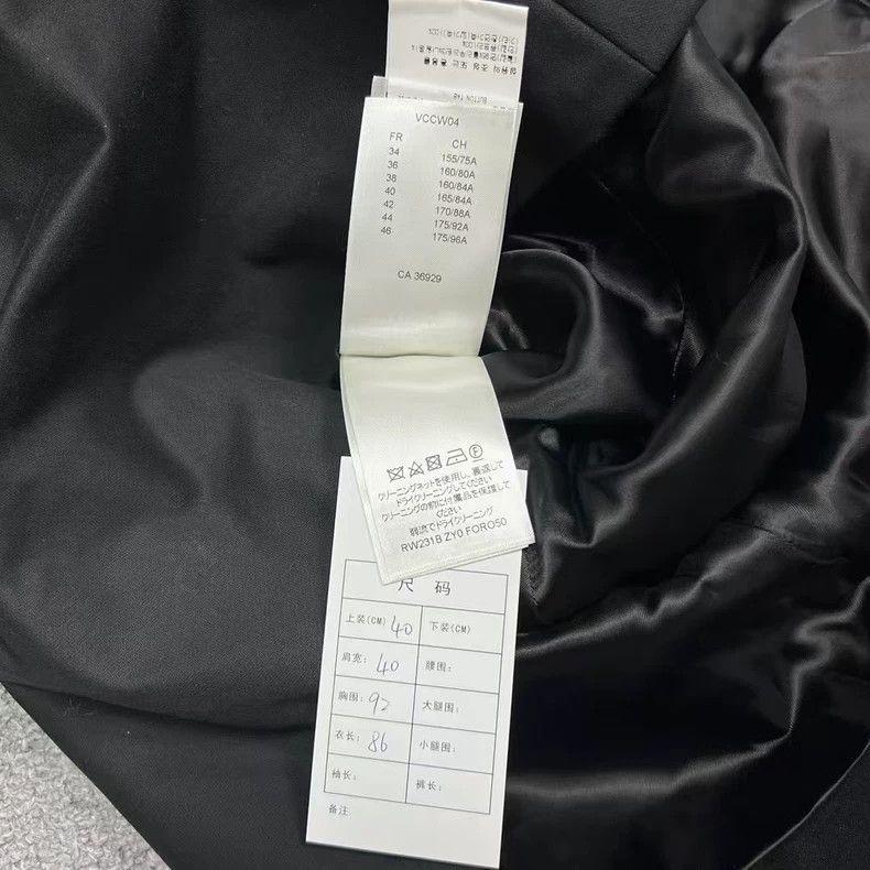 Louis Vuitton Louis Vuitton SS23 Black Leather Detail Snap Sleeveless Dr Size S / US 4 / IT 40 - 5 Thumbnail