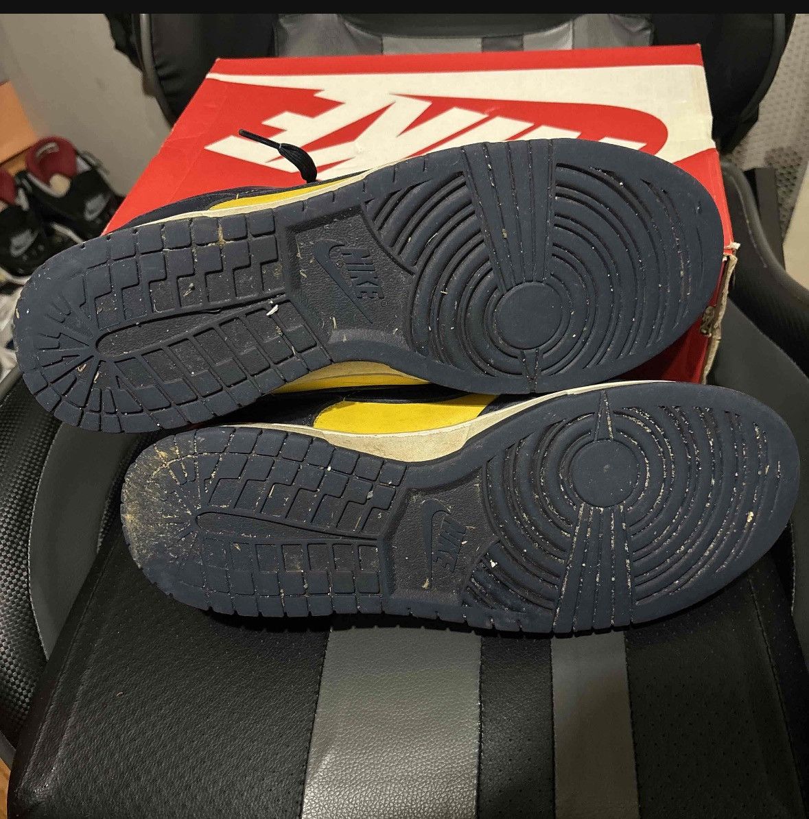 Nike Dunk Low Michigan Size US 12 / EU 45 - 7 Thumbnail