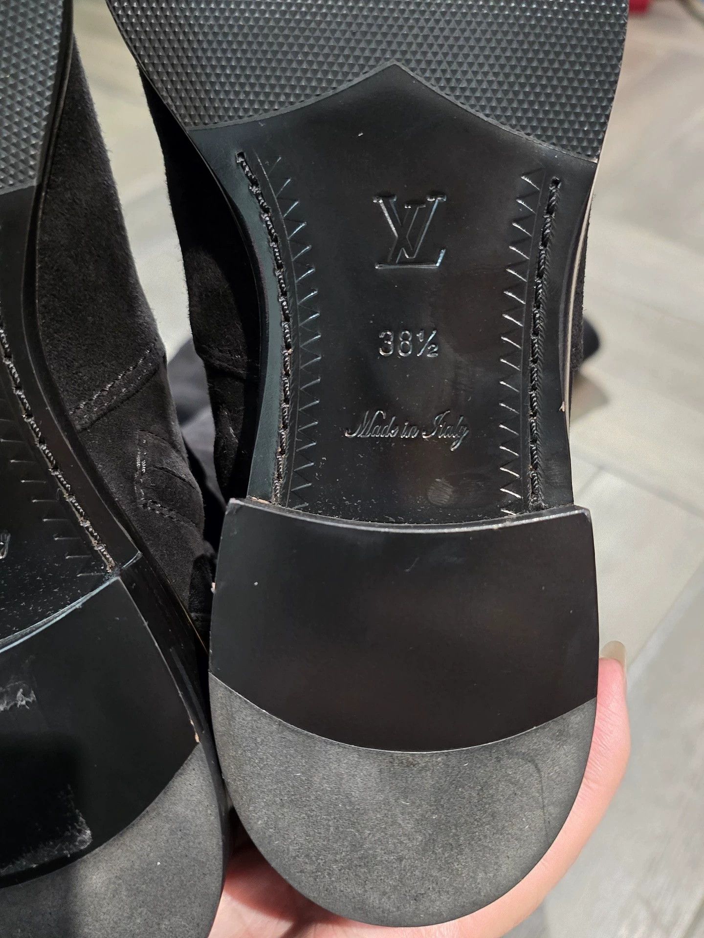 Louis Vuitton Louis Vuitton black suede side-zip over-the-knee boots Size US 8 / IT 38 - 4 Thumbnail