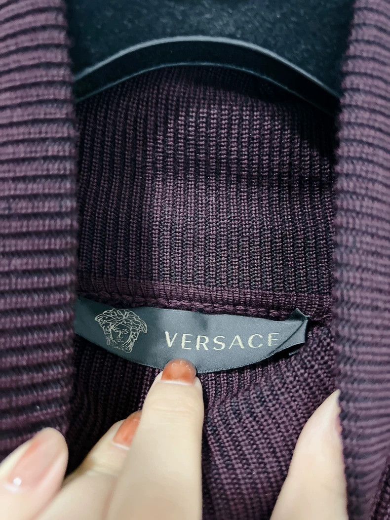 Versace Versace Lotus leaf turtleneck sweater knitwear Size M / US 6-8 / IT 42-44 - 7 Thumbnail