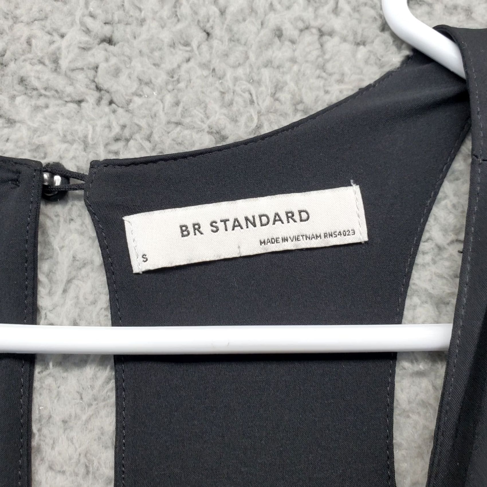 Vintage BR Standard Jumpsuit Womens Small Black One-Piece Sleeveless Drawstring Waist Size 28" / US 6 / IT 42 - 6 Thumbnail