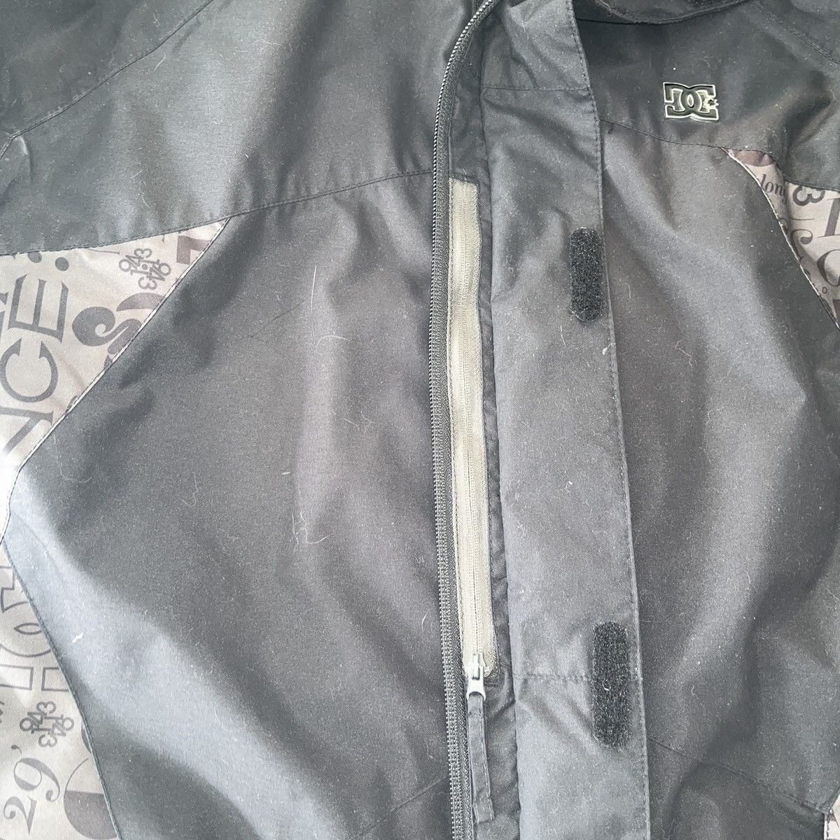 DC DC snowboard jakcet Size US S / EU 44-46 / 1 - 6 Thumbnail