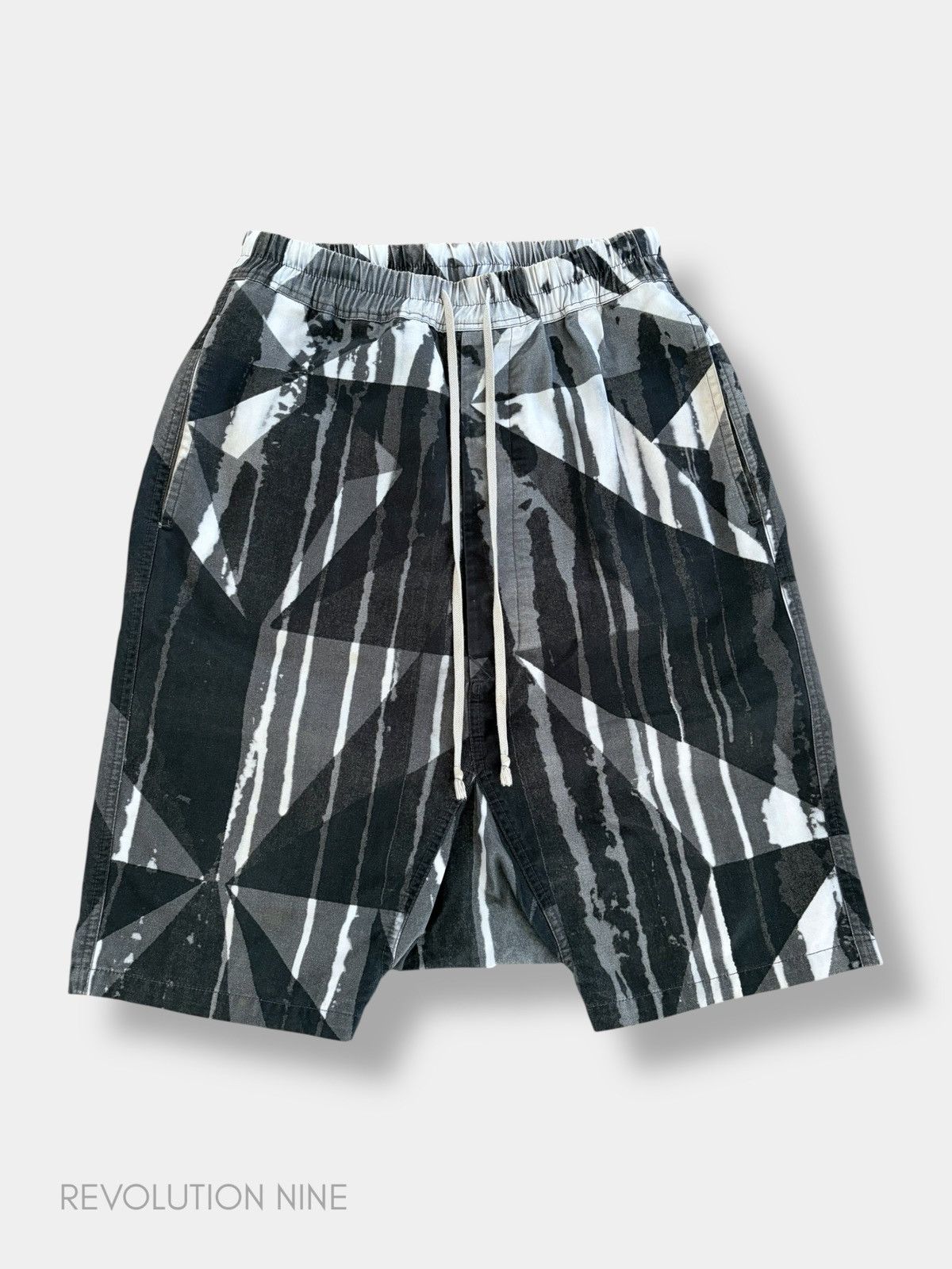 Rick Owens FW15 Sphinx Sequin Pod Shorts | Grailed