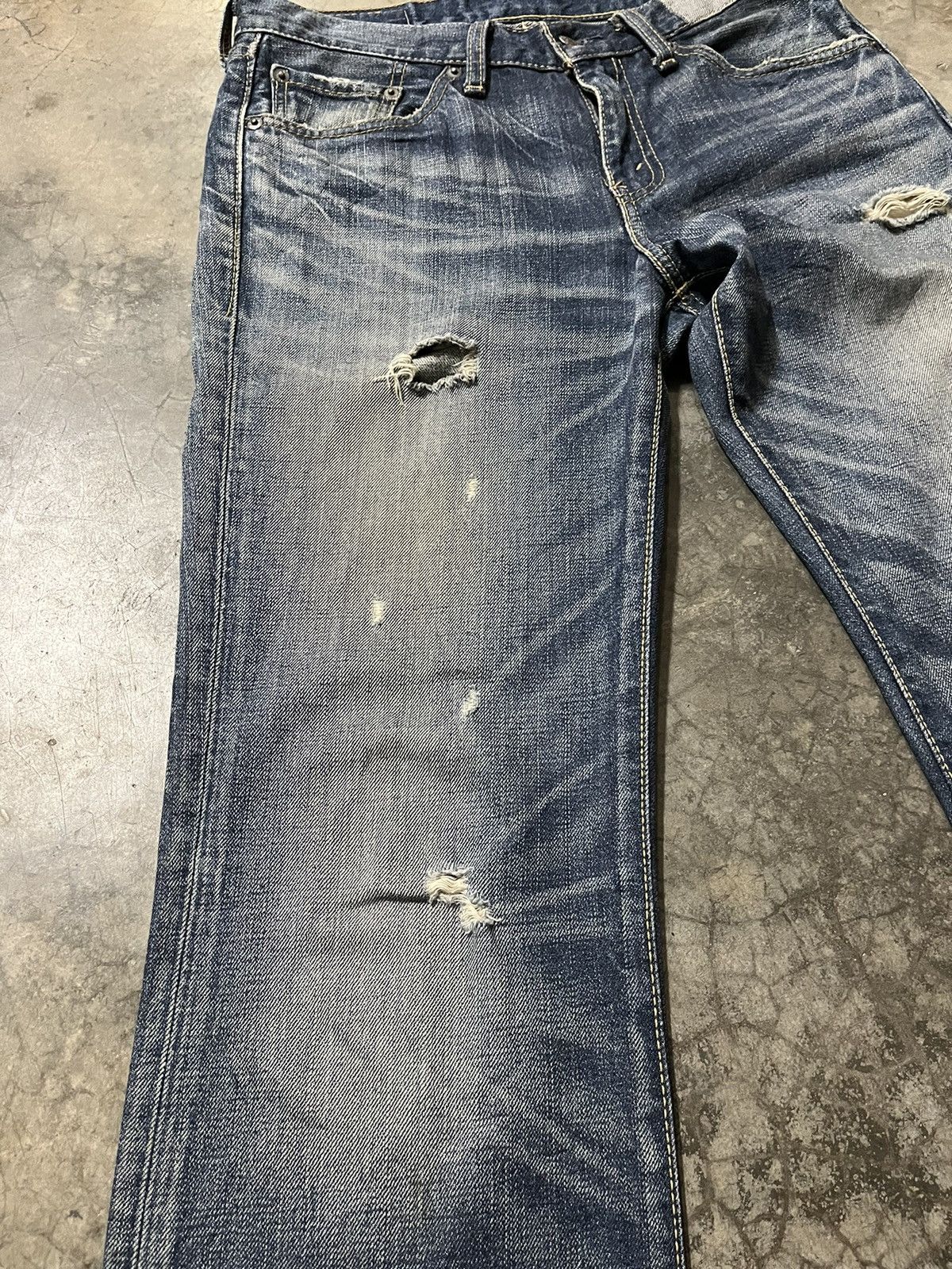 Levi's Vintage Levis 517 grunge distressed bootcut flare jeans Size US 31 - 3 Thumbnail