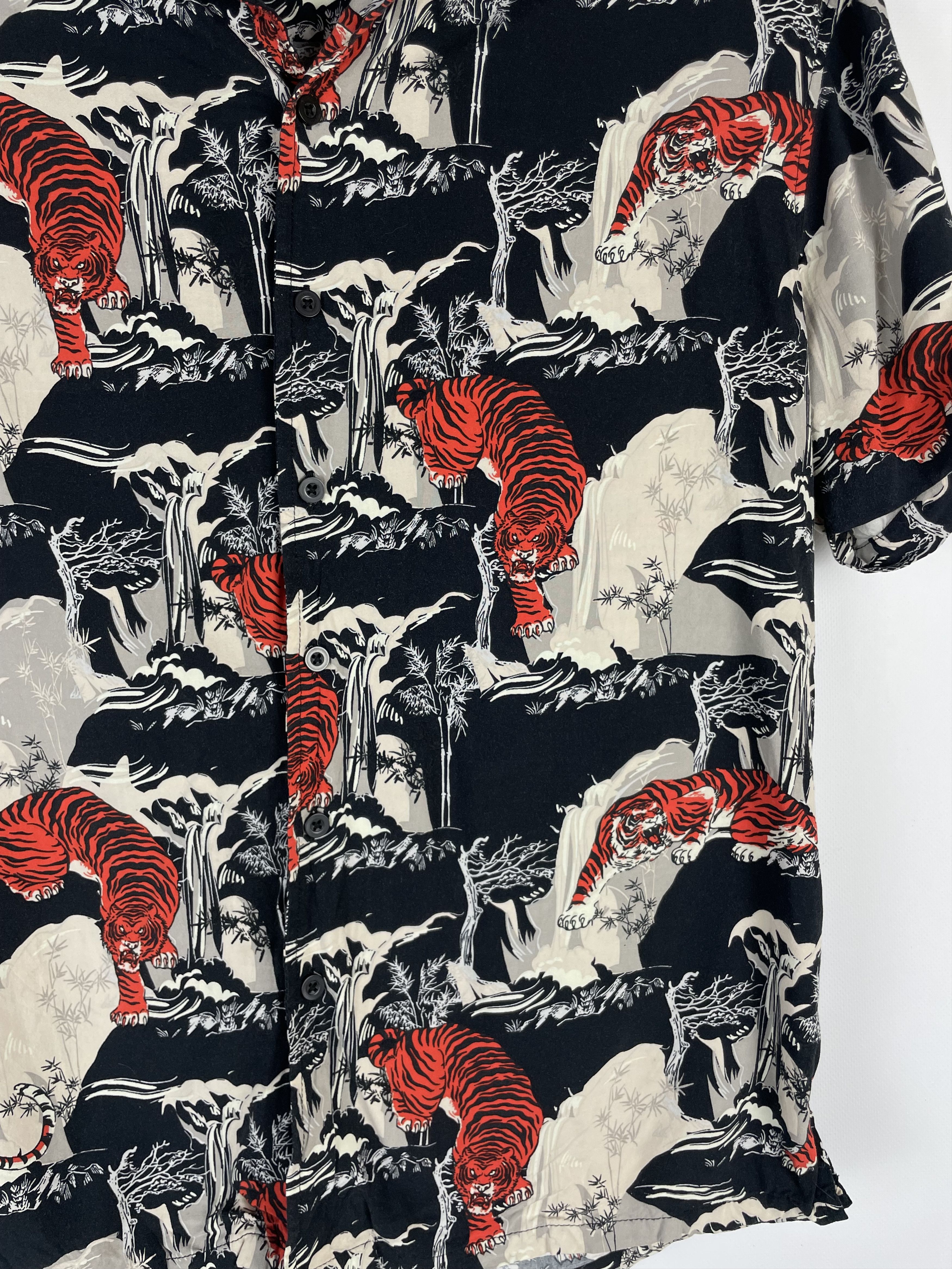 Vintage Vintage Levis Crazy Aloha Hawaiian Shirt Size US M / EU 48-50 / 2 - 3 Thumbnail