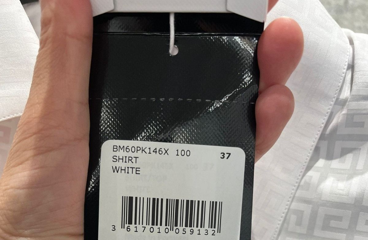 Givenchy oc11z0725 Shirt in White Size US XS / EU 42 / 0 - 6 Thumbnail