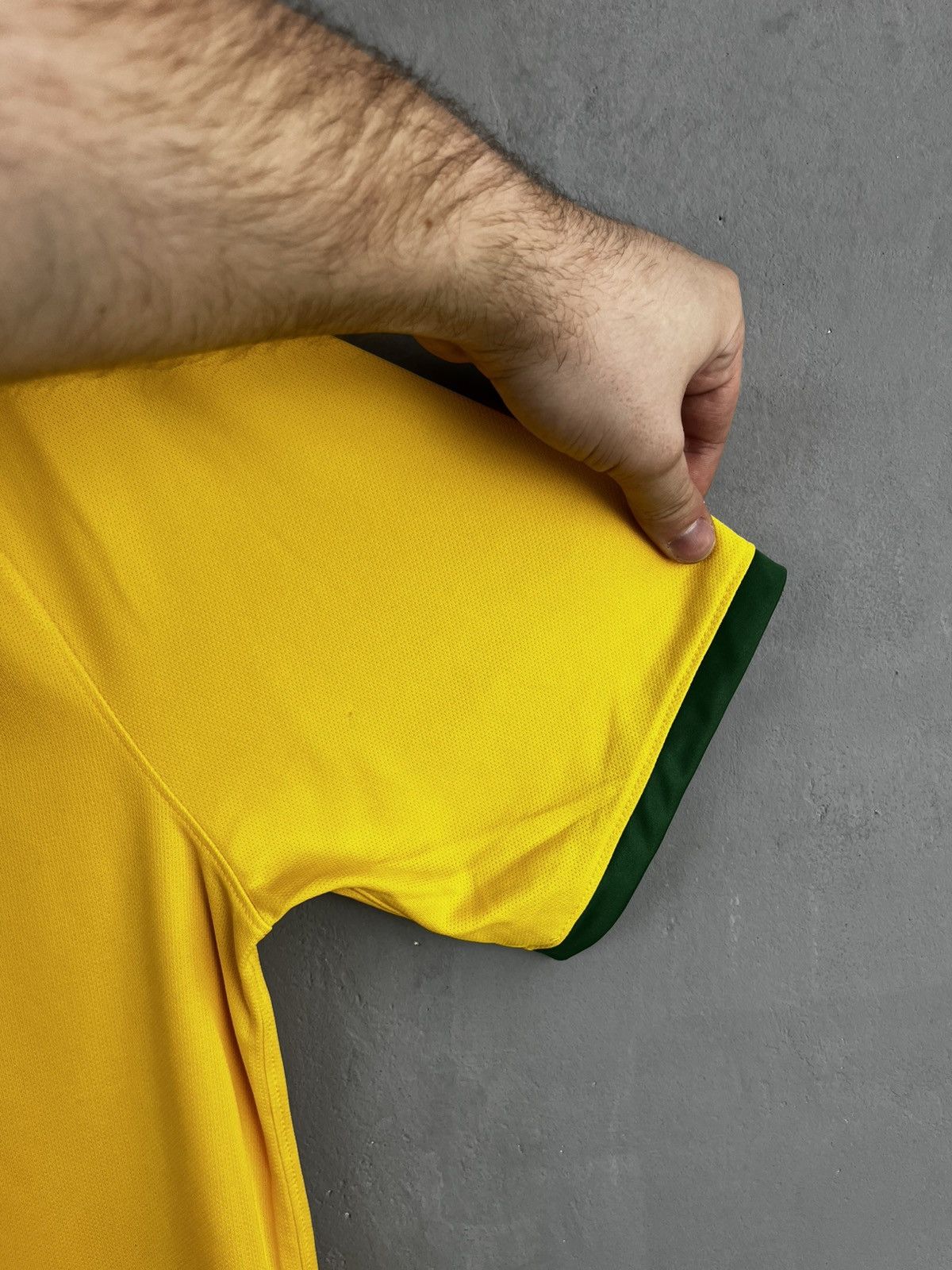 Designer Brazil Home Football Shirt 2014/15 Size US L / EU 52-54 / 3 - 9 Thumbnail