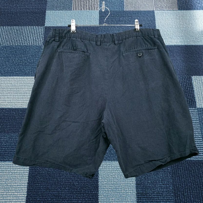 Banana Republic Banana Republic Shorts Mens 38 Blue Bermuda Mid Rise Striped Flat Front Cotton Size US 38 / EU 54 - 1 Thumbnail
