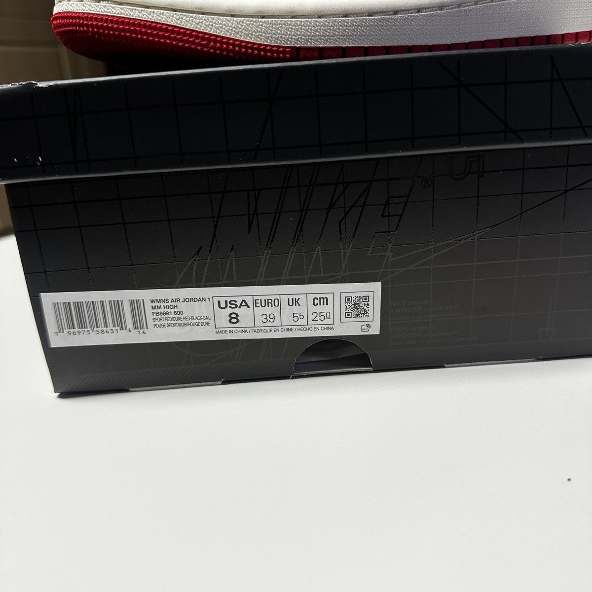 Jordan Brand × Nike New. Size 8 Womens Jordan Retro 1 High Method of Make Size US 8 / IT 38 - 12 Thumbnail