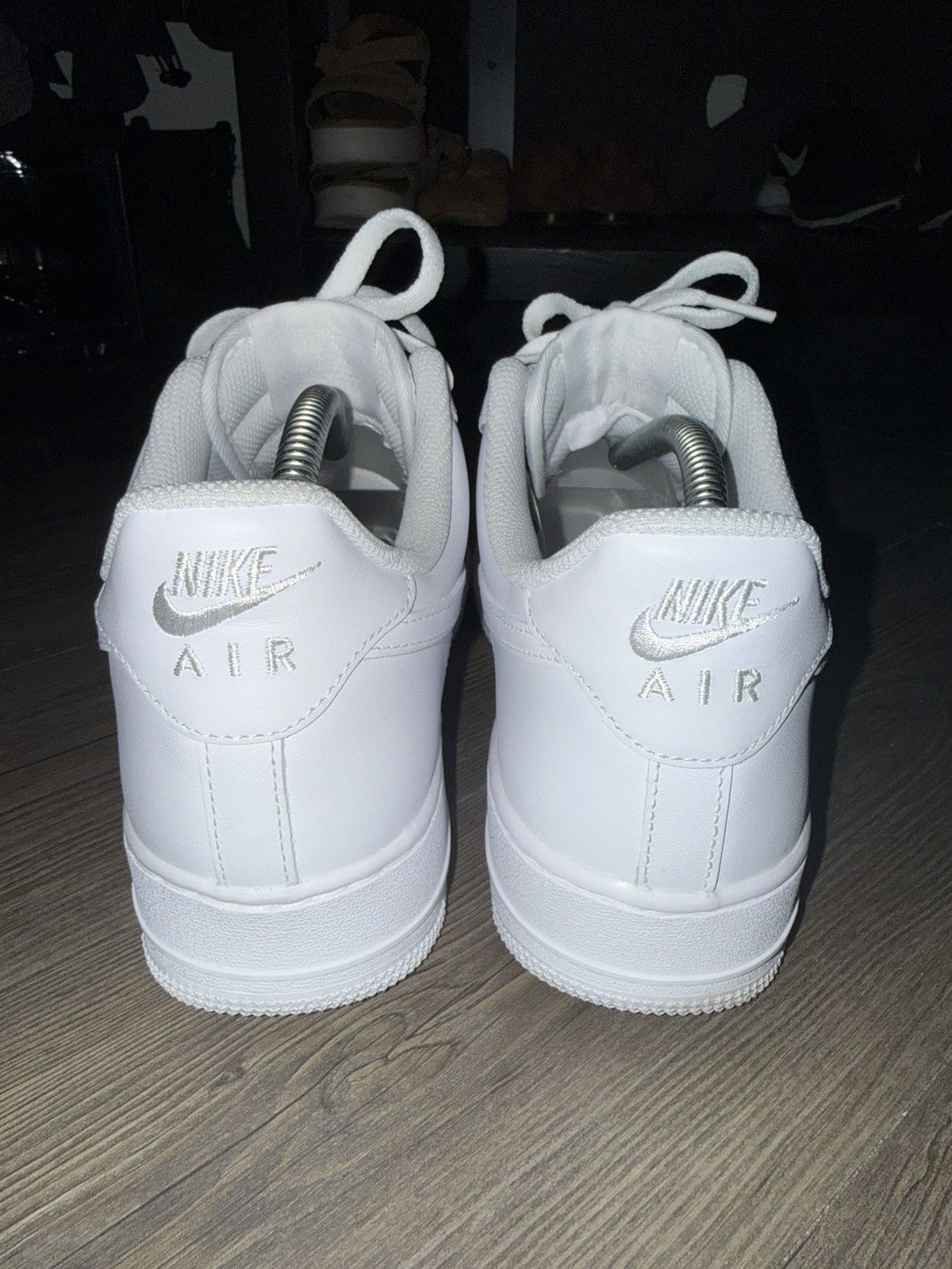 Nike Nike Air Force One - White/White Size US 9.5 / EU 42-43 - 4 Thumbnail