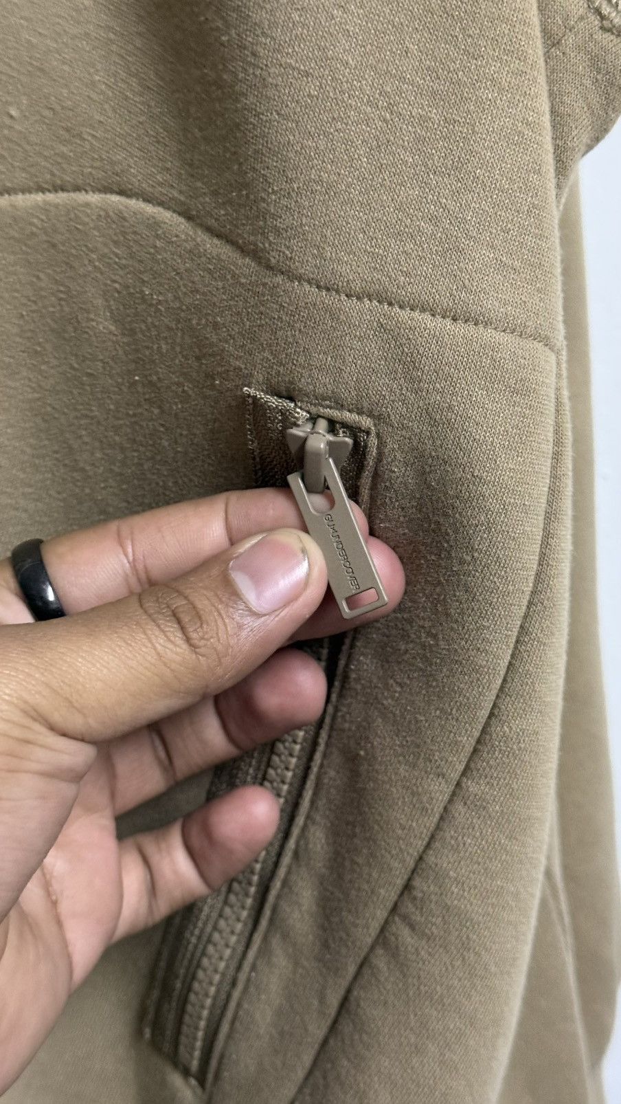 GU × Undercover GU X UNDERCOVER HOODIE BROWN XXL Size US XXL / EU 58 / 5 - 5 Thumbnail