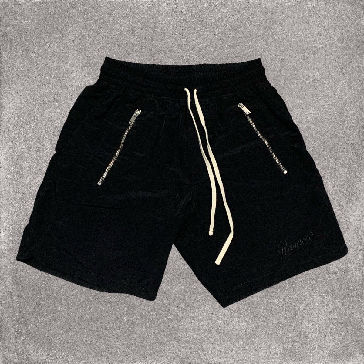 Represent Clo. Represent XS Shorts Signature Black Bottoms Size US 28 / EU 44 - 1 Thumbnail